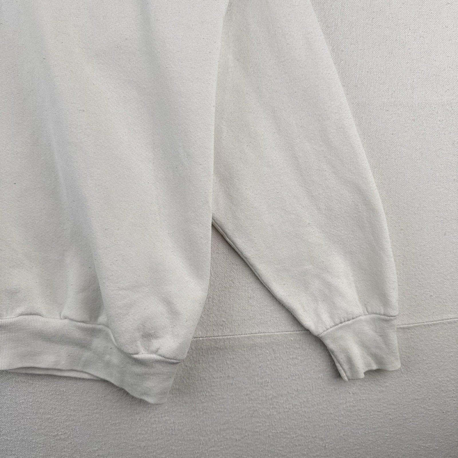 90’s Vtg Bombay Bicycling Club Restaurant Sweatshirt Men’s 2XL White Made In USA