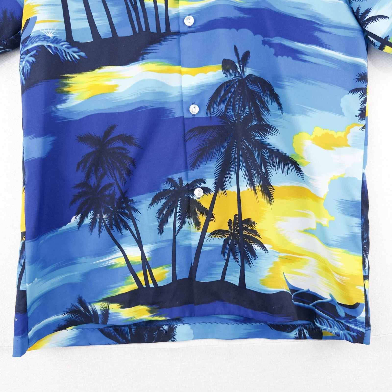 70’s Vtg Rai Nani Hawaiian Blue Sky Aloha Shirt Men’s Small Made In USA/Hawaii