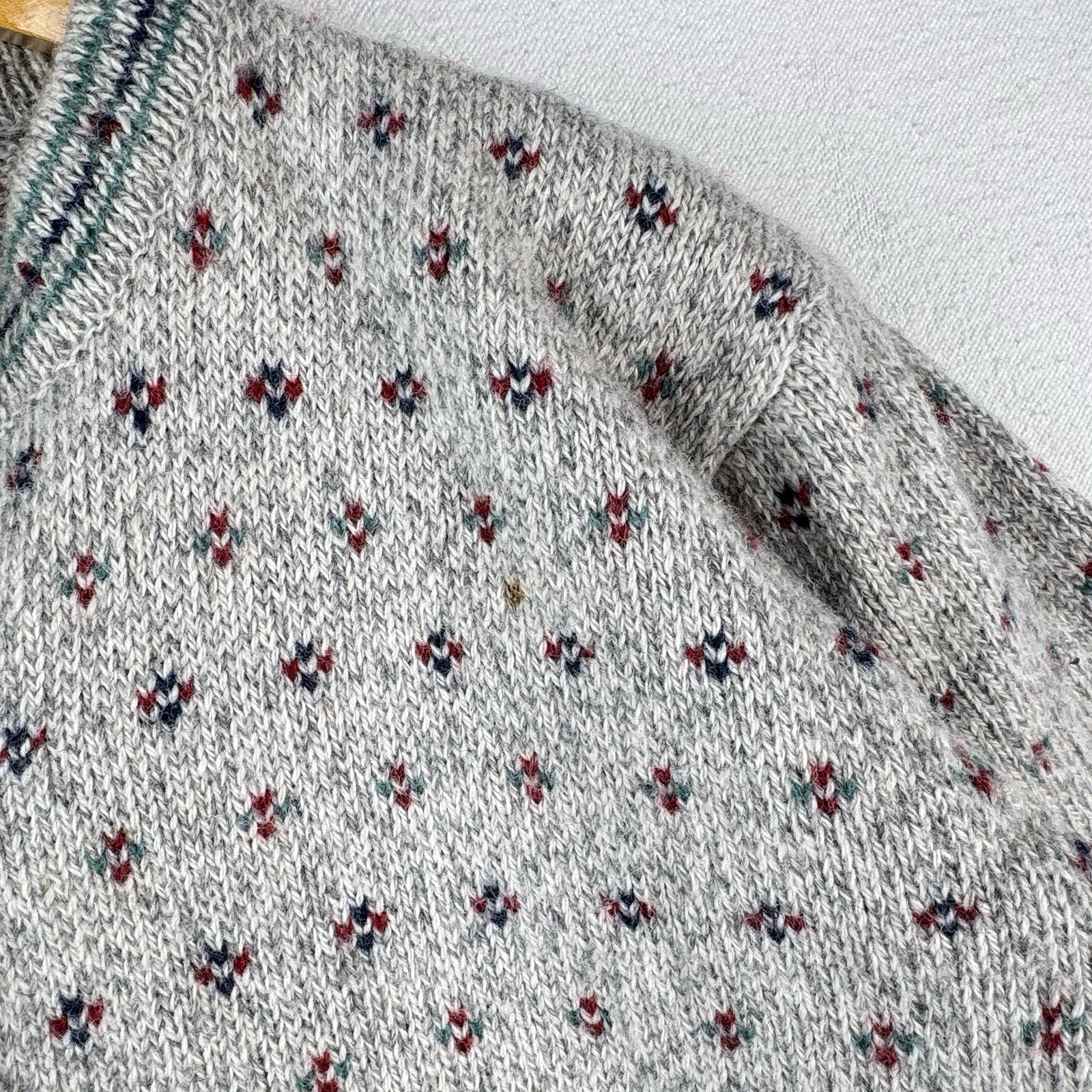 90’s Vtg Eddie Bauer Womens Small Wool Birds Eye Knit Cardigan Sweater *Read
