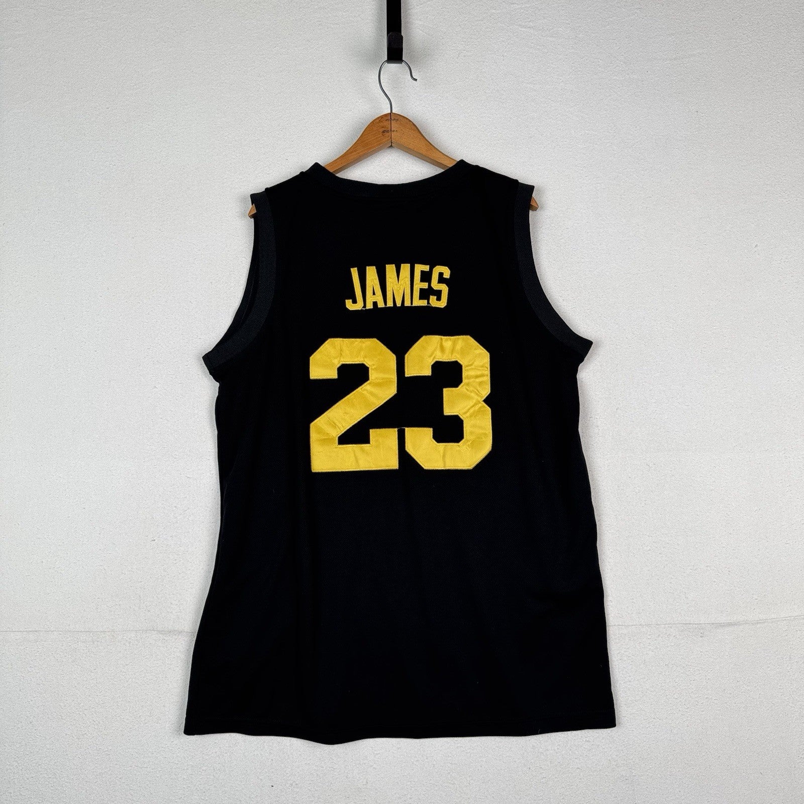 Lebron James Cleveland Cavaliers Retro Adidas Hardwood Classics Jersey 2XL NBA