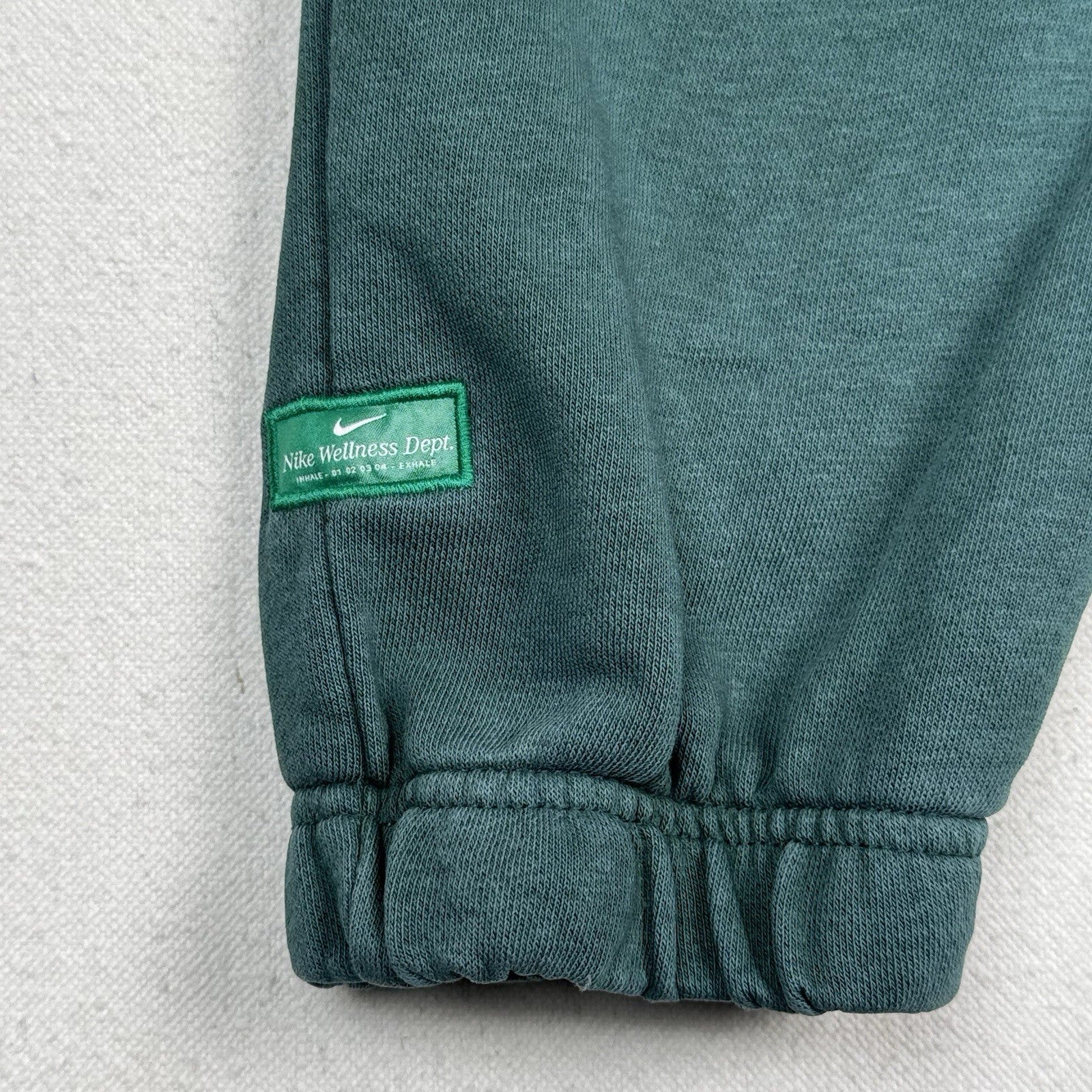 Nike Sportswear Club Sanctuary Fleece Sweatpants Green Men’s Small