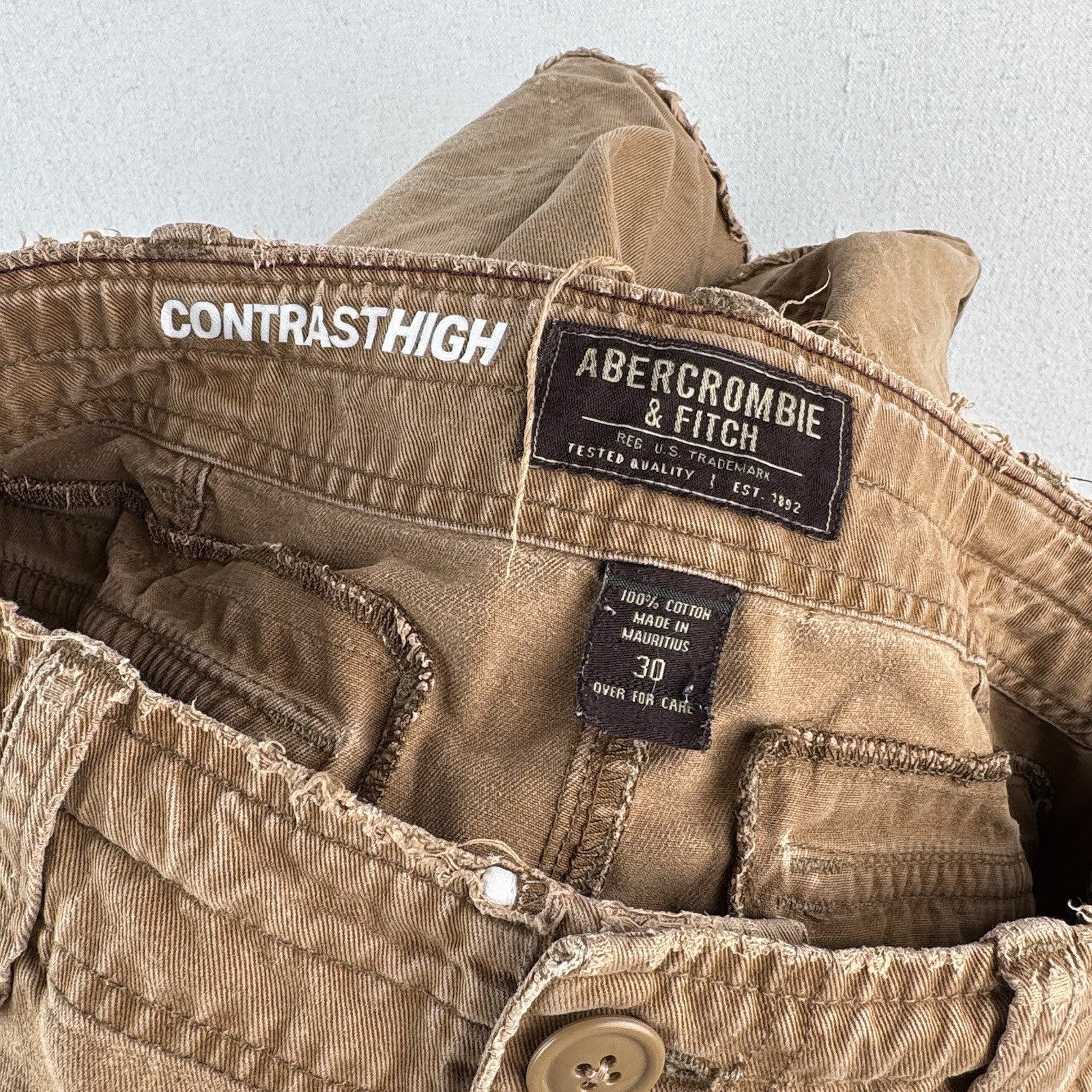 Vtg Abercrombie & Fitch Men’s 30 Heavy Duty Cargo Shorts Y2K Distressed Tan 9”