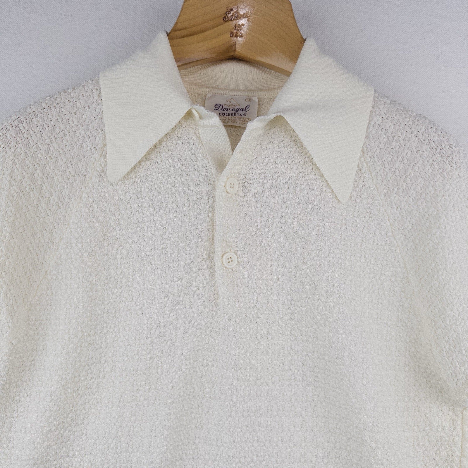 70’s Vtg Donegal Colesta Men’s M Cream Ivory Textured Polo Shirt Dagger Collar