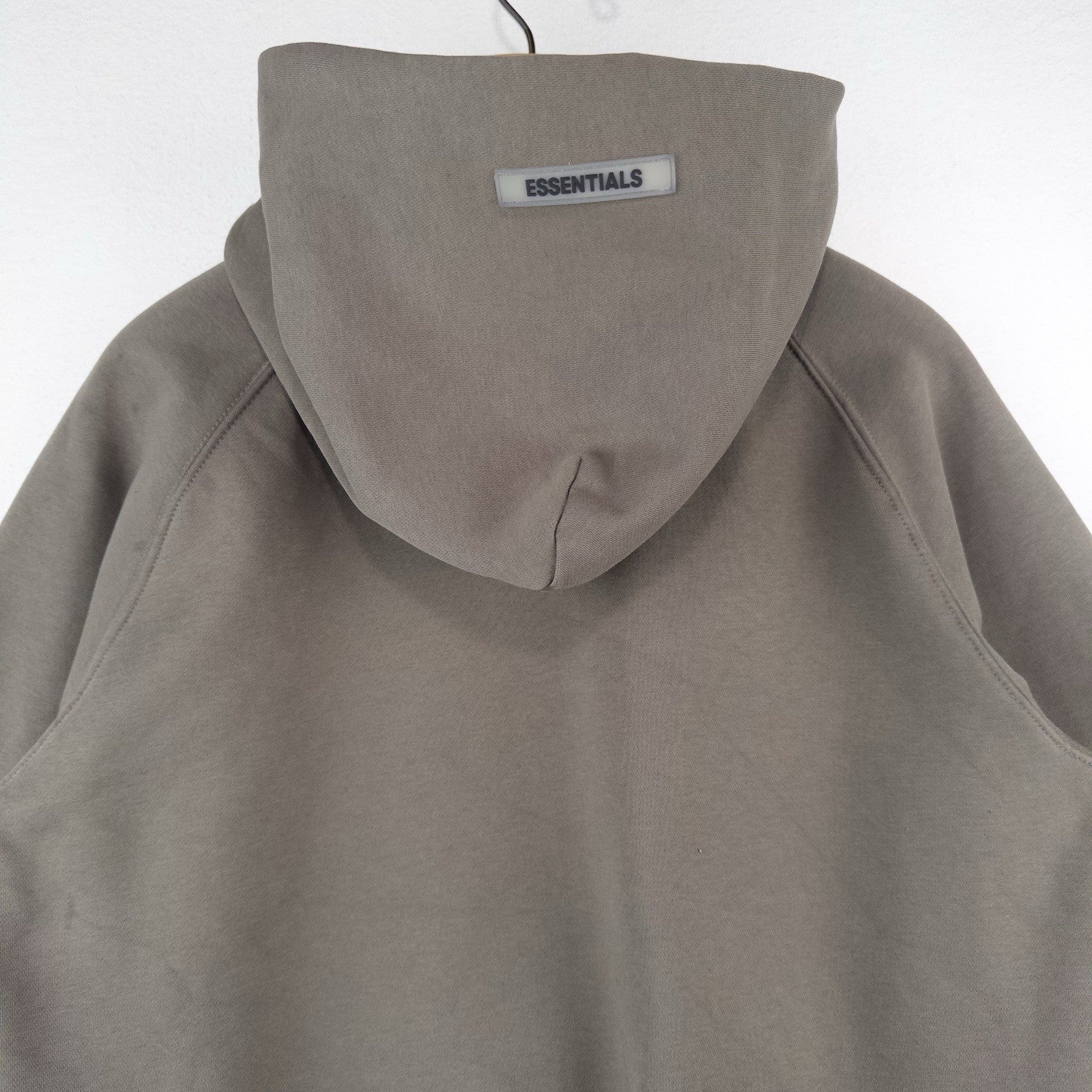 2020 Fear of God ESSENTIALS Hoodie Taupe Cement M 100% Cotton Sweatshirt FOG