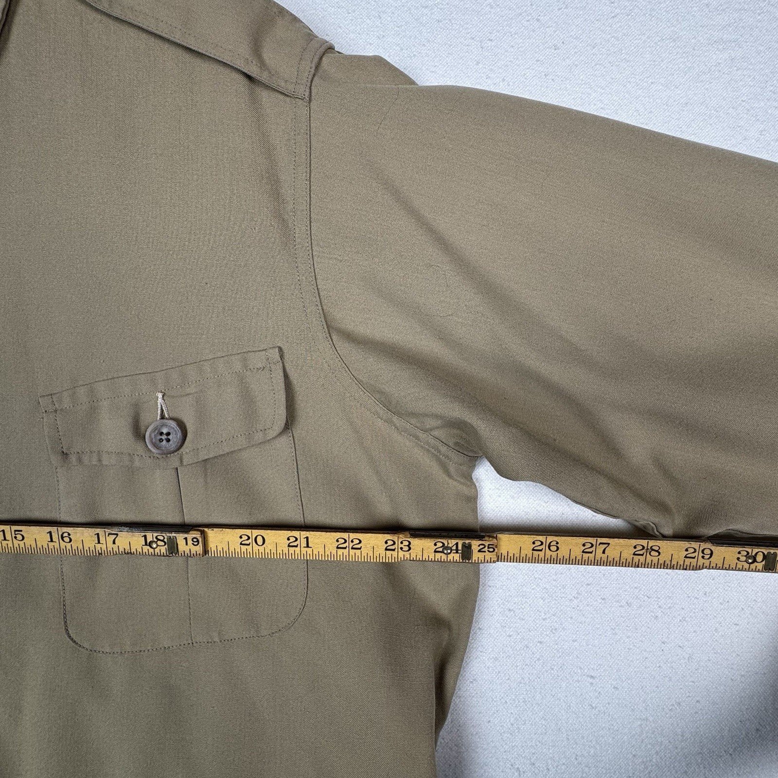 Vintage 60’s 70’s L.L. Bean Belted Khaki Safari Camp Jacket Men’s Size 40 (XL)