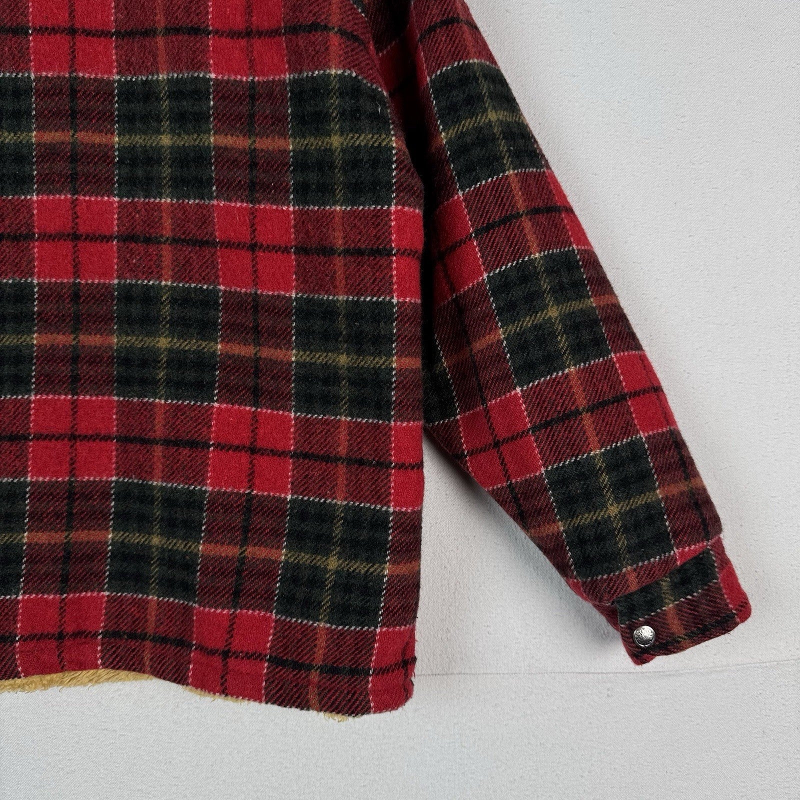 Vintage Wool Buffalo Plaid Chore Jacket Hunting Coat Men’s Medium Red Canada