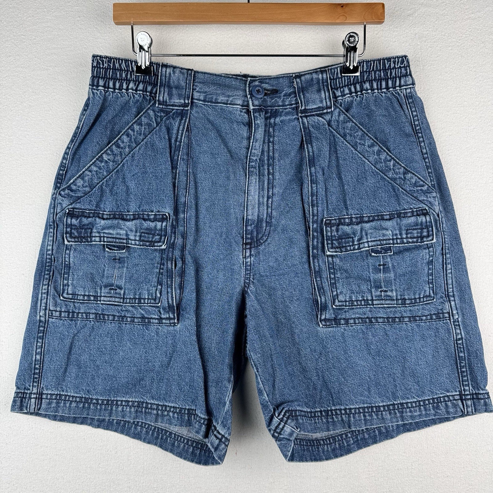 Vtg St. John's Bay Denim Cargo Safari Pocket Shorts Mens 34x6 Blue Elastic Waist