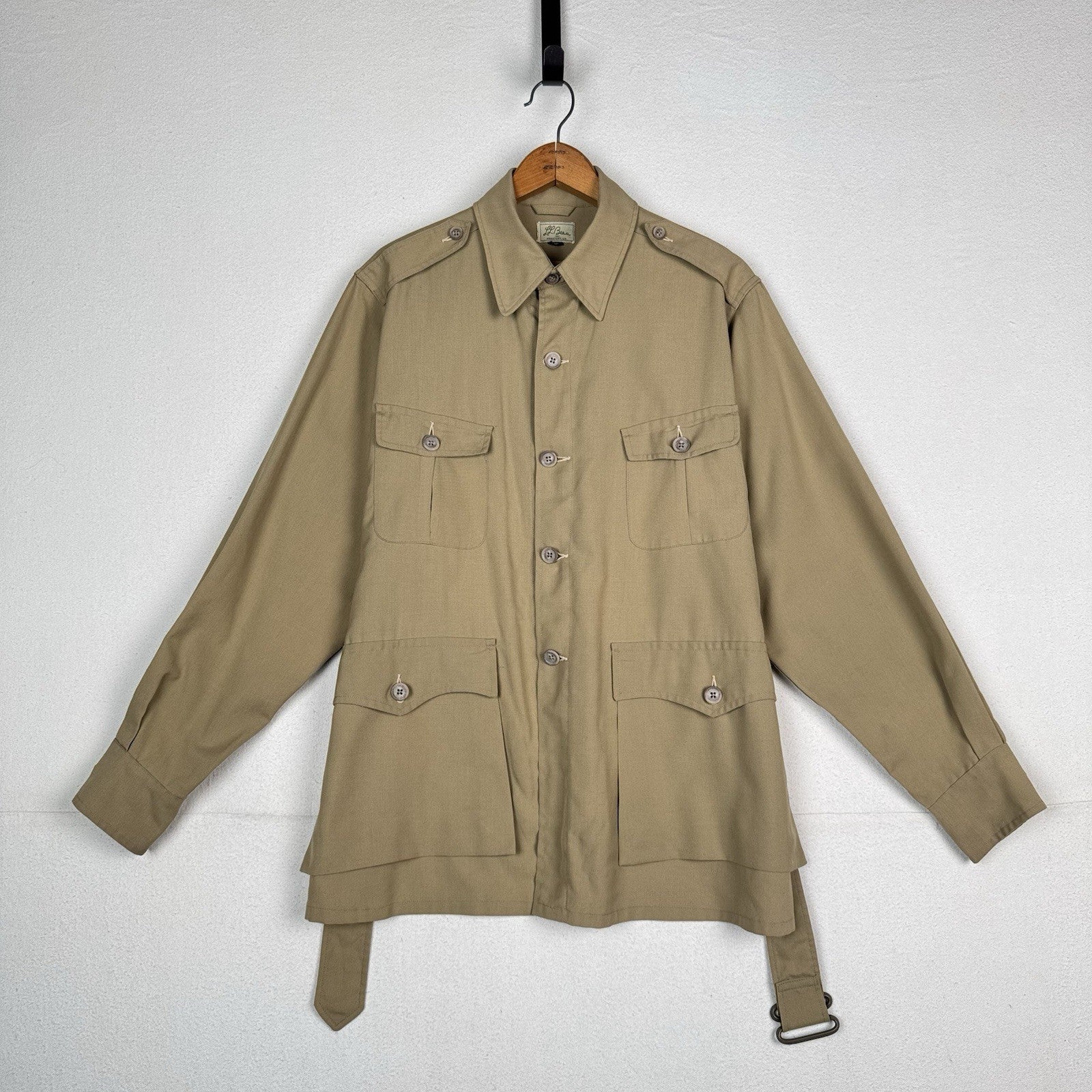 Vintage 60’s 70’s L.L. Bean Belted Khaki Safari Camp Jacket Men’s Size 40 (XL)