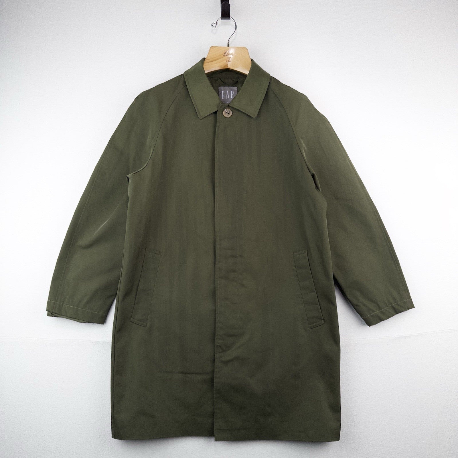 Gap Mac Rain Coat Olive Green Men’s M Relaxed Fit Water Resistant Wind Proof