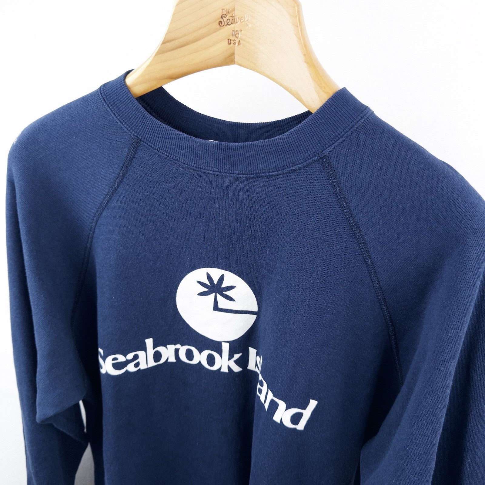 80’s Vtg Seabrook Island Resort SC Raglan Crewneck Sweatshirt Men’s Large USA
