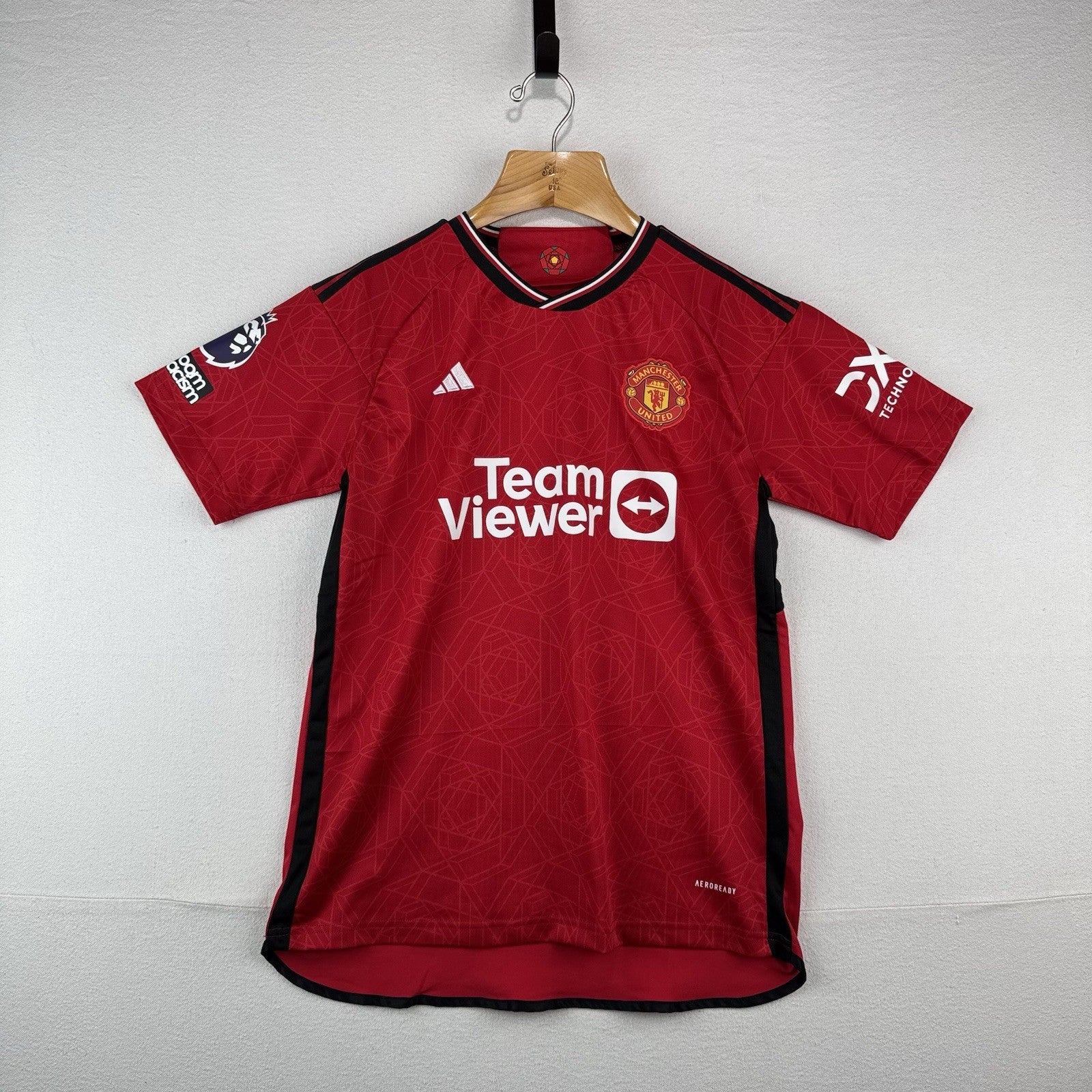 Manchester United B. Fernandes Jersey 2023/2024 Home Football Shirt Men’s Medium