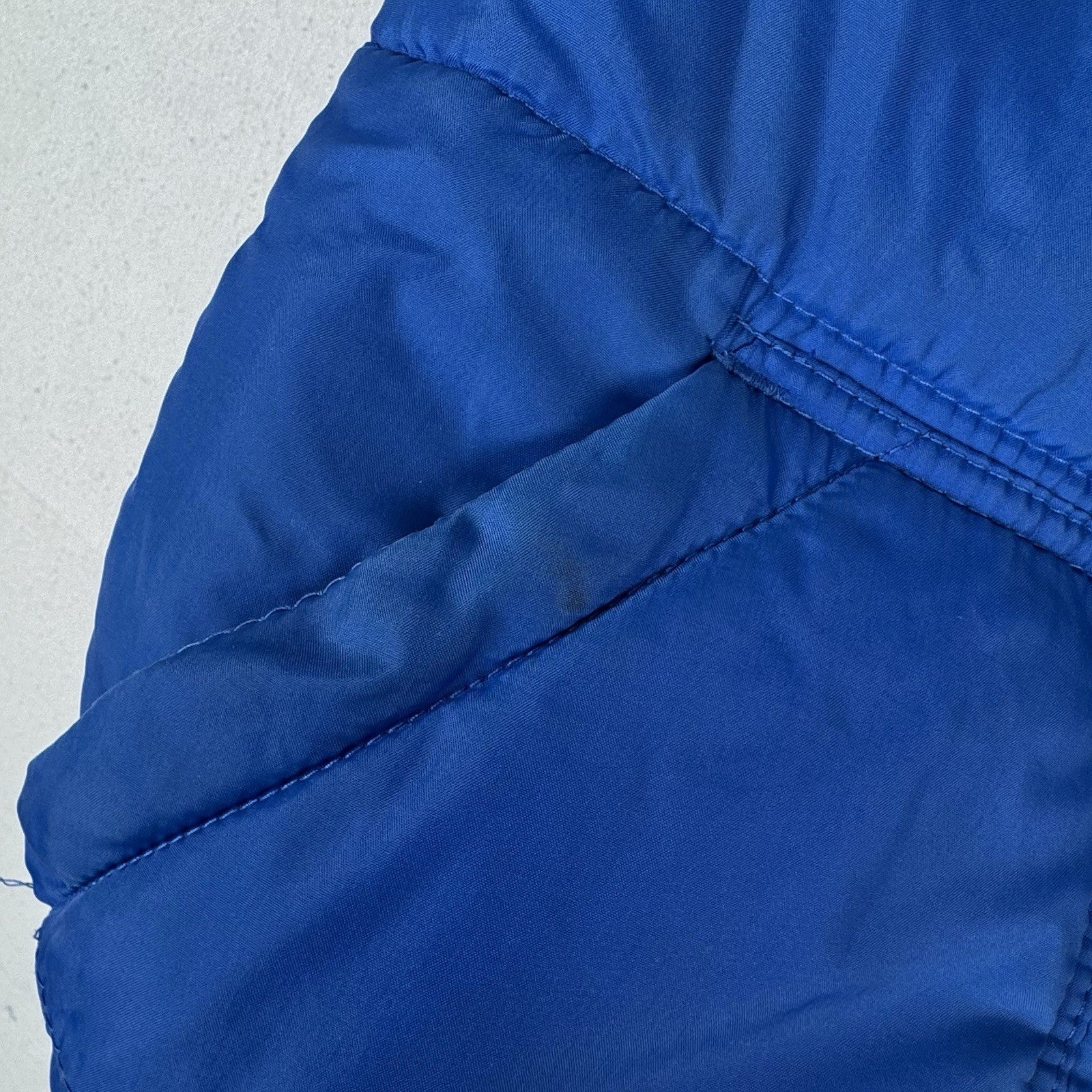 70’s Vintage Wedgefield Puffer Vest Snap Front Size Medium Blue