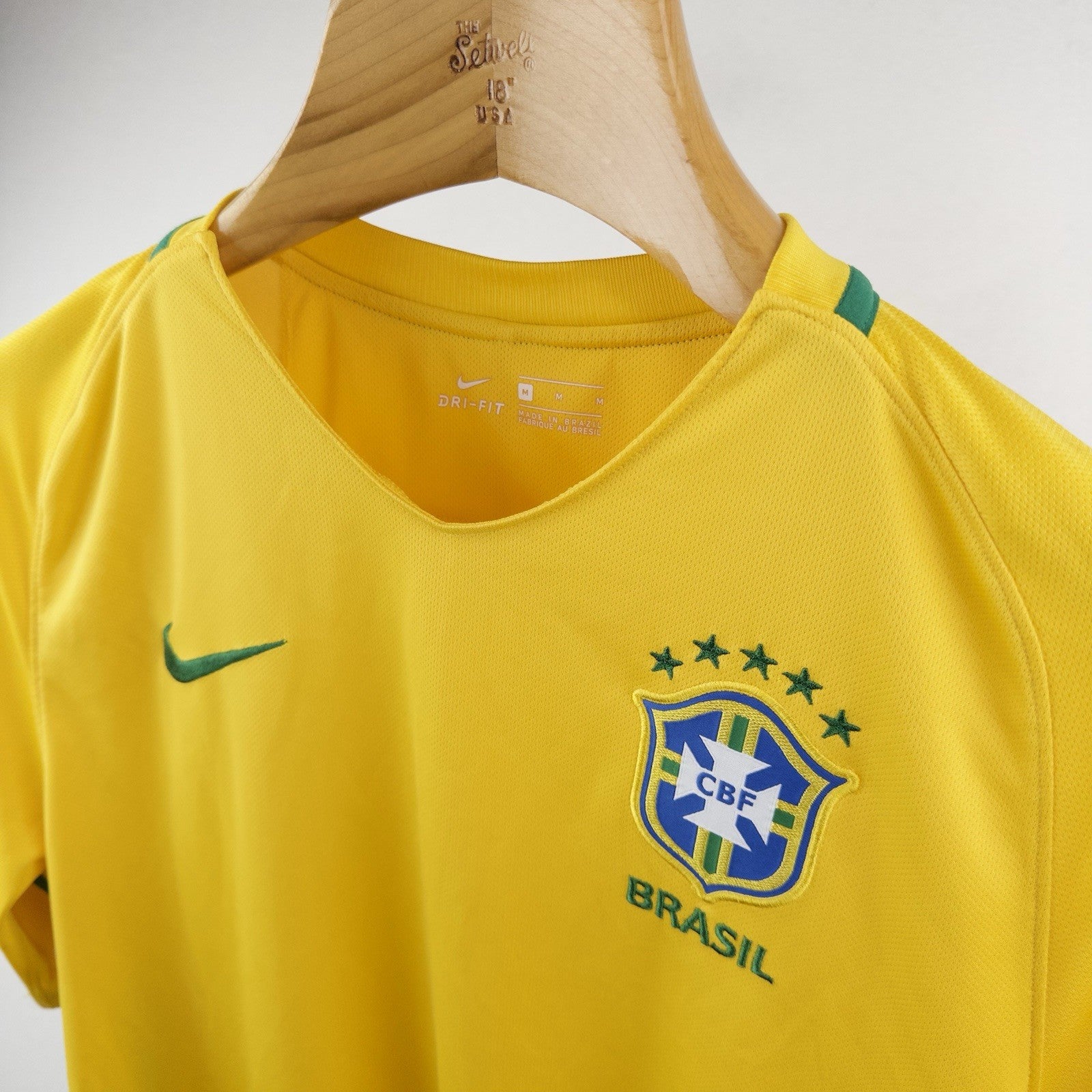 Nike Brazil 2016-17 Home Football Kit Soccer Jersey Men’s M