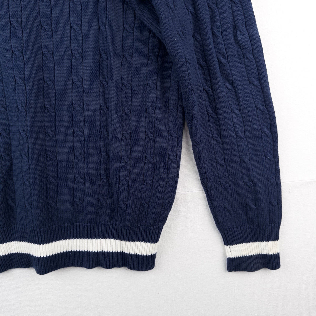 Howard University Cricket Tennis V-Neck Patch Cable Knit Sweater Blue XL HBCU