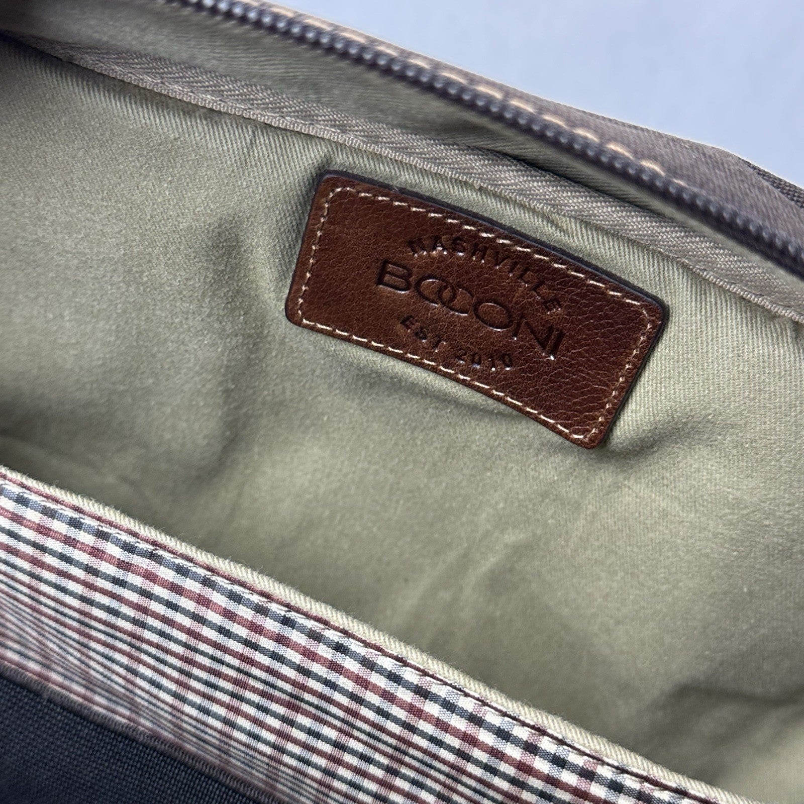 Boconi Garth Commuter Brown Leather Duffle Bag 21”x10”x12”