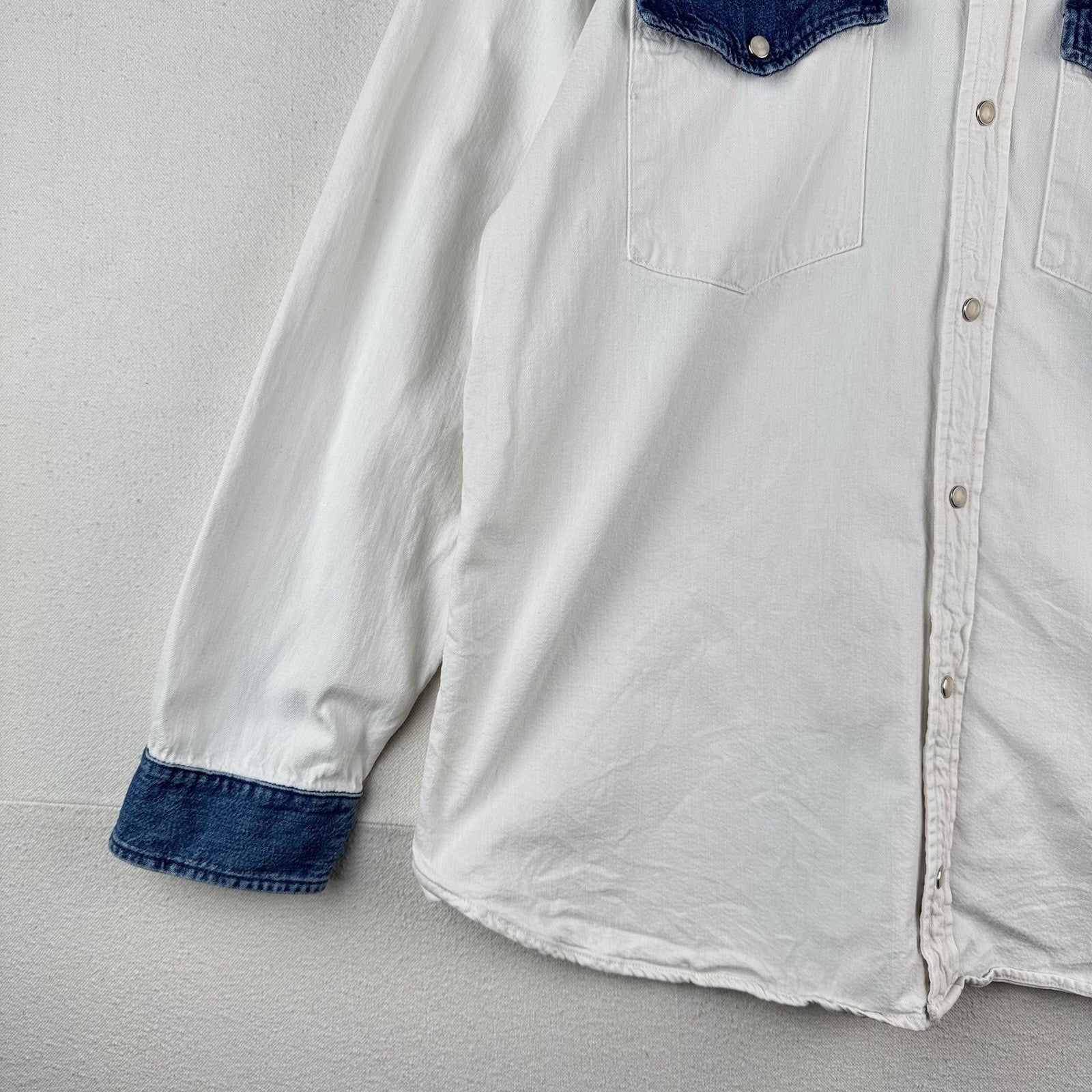 Mother Denim Tycoon TwoTone Western Shirt White Denim Pearl Snap Large USA *Read