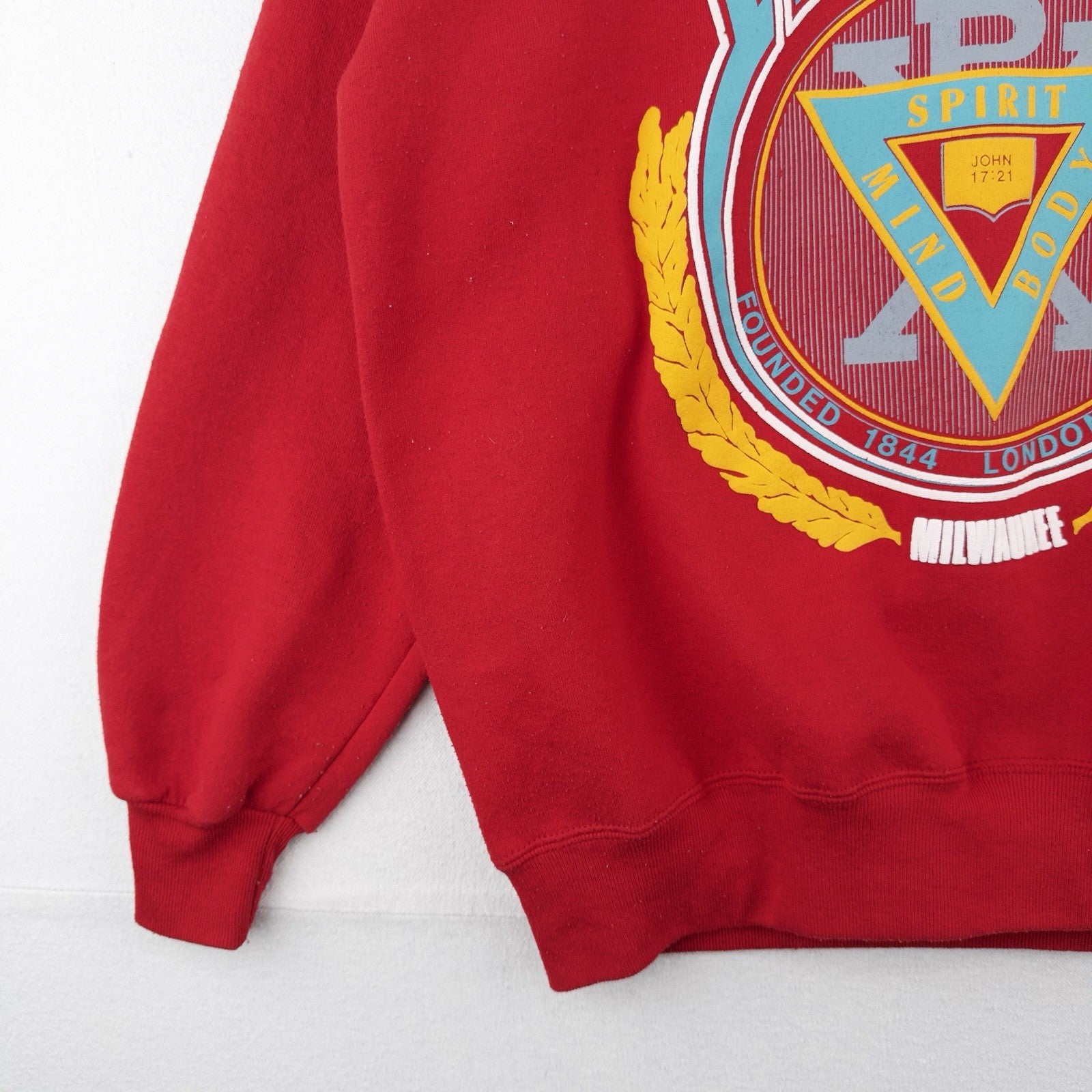 80's Vtg YMCA Milwaukee Men's L Red Crewneck Sweatshirt Made In USA