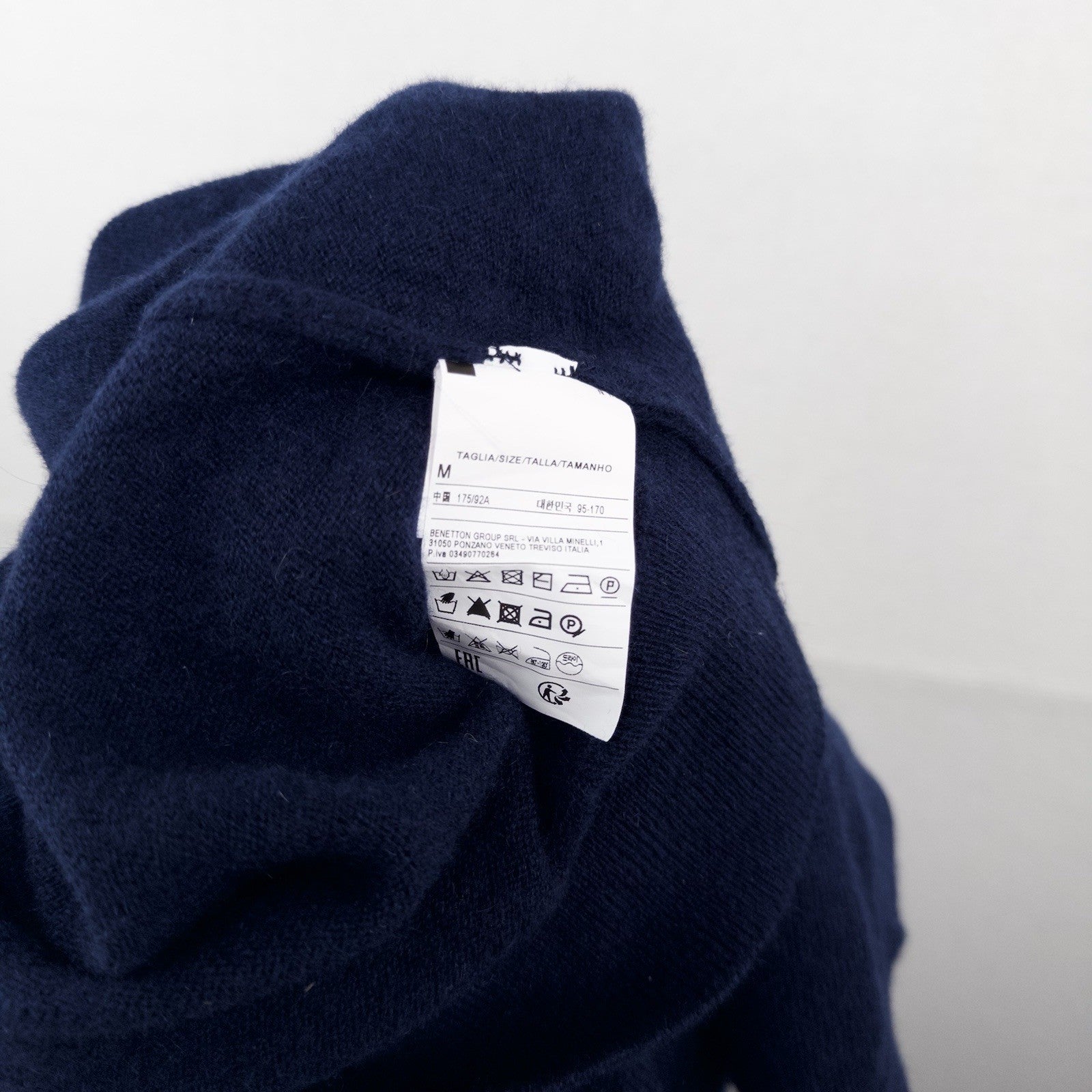 United Colors of Benetton Men’s M Blue Cashmere Turtleneck Sweater