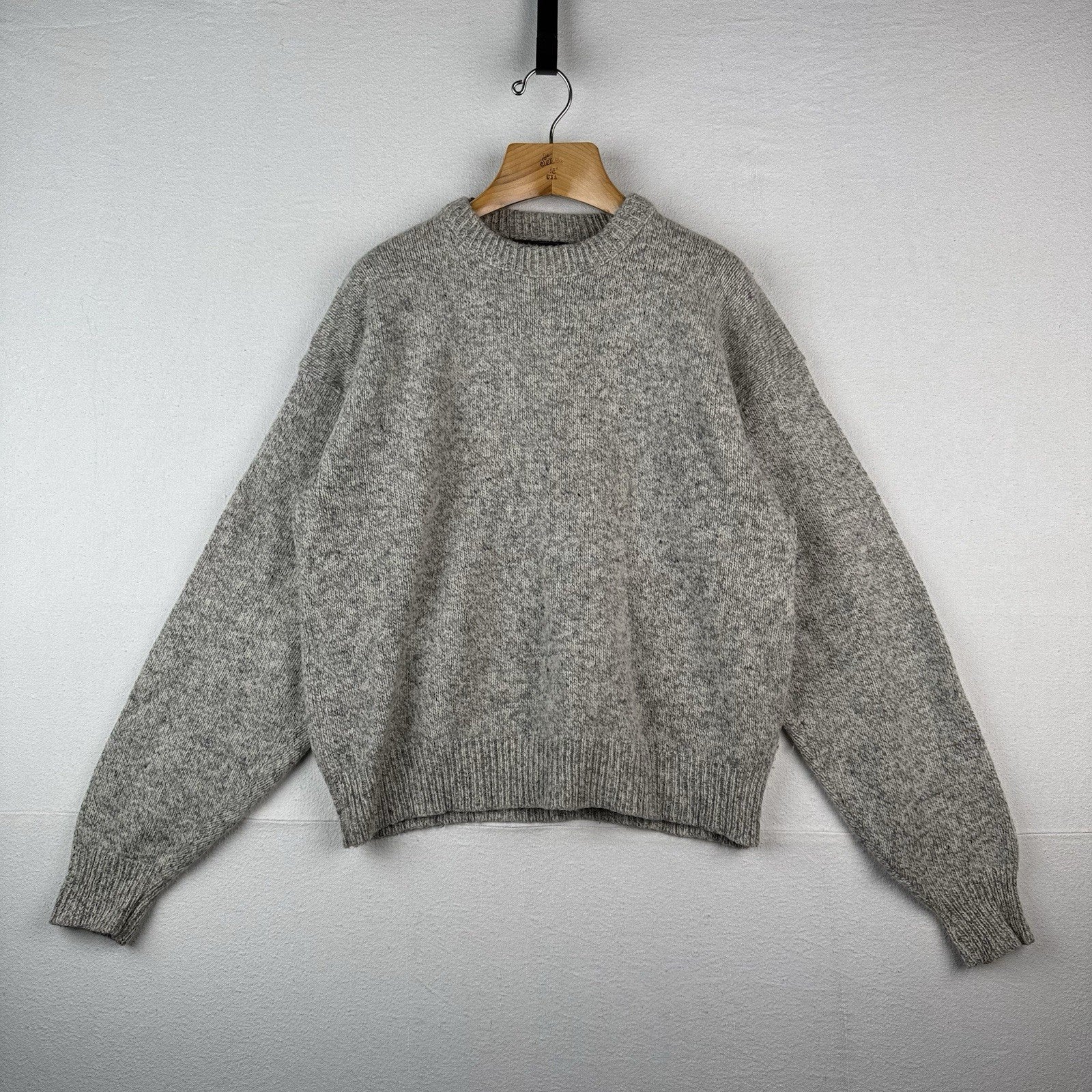 90’s Vintage Eddie Bauer 100% Wool Men's XL Crewneck Sweater Beige/Gray
