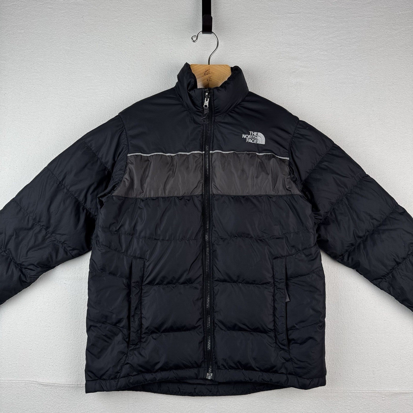 The North Face 550 Goose Down Puffer Jacket Youth  XL  Black Gray