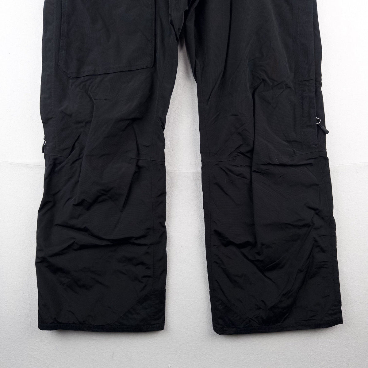 The North Face HyVent Ski Snow Pants Men’s Small Cargo Baggy Insulated Black