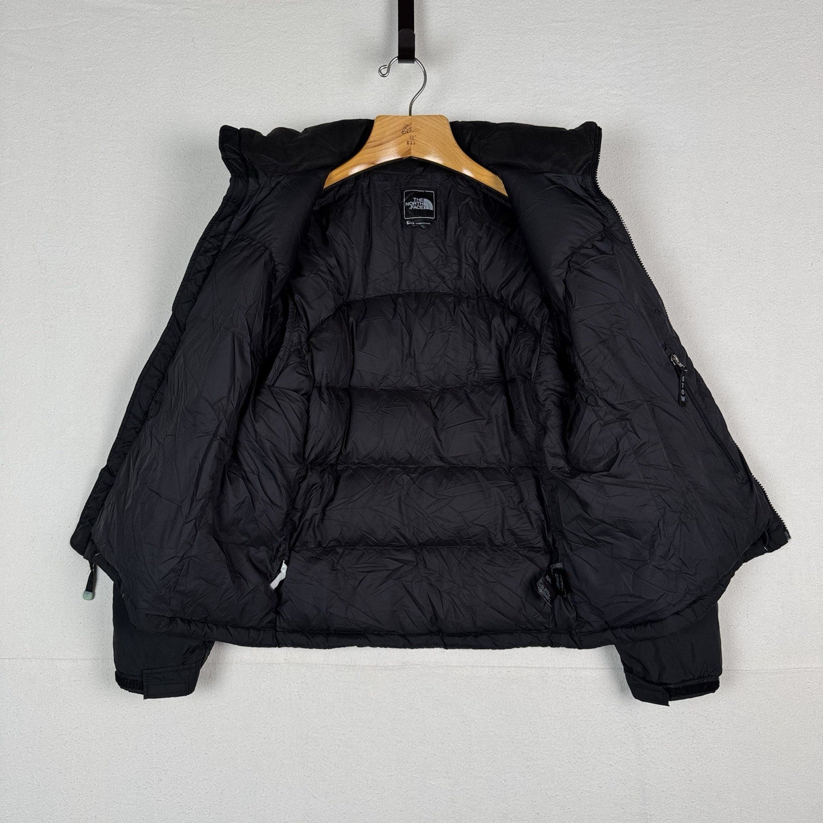 Vintage The North Face 700 Nuptse Women’s M Down Puffer Jacket Black