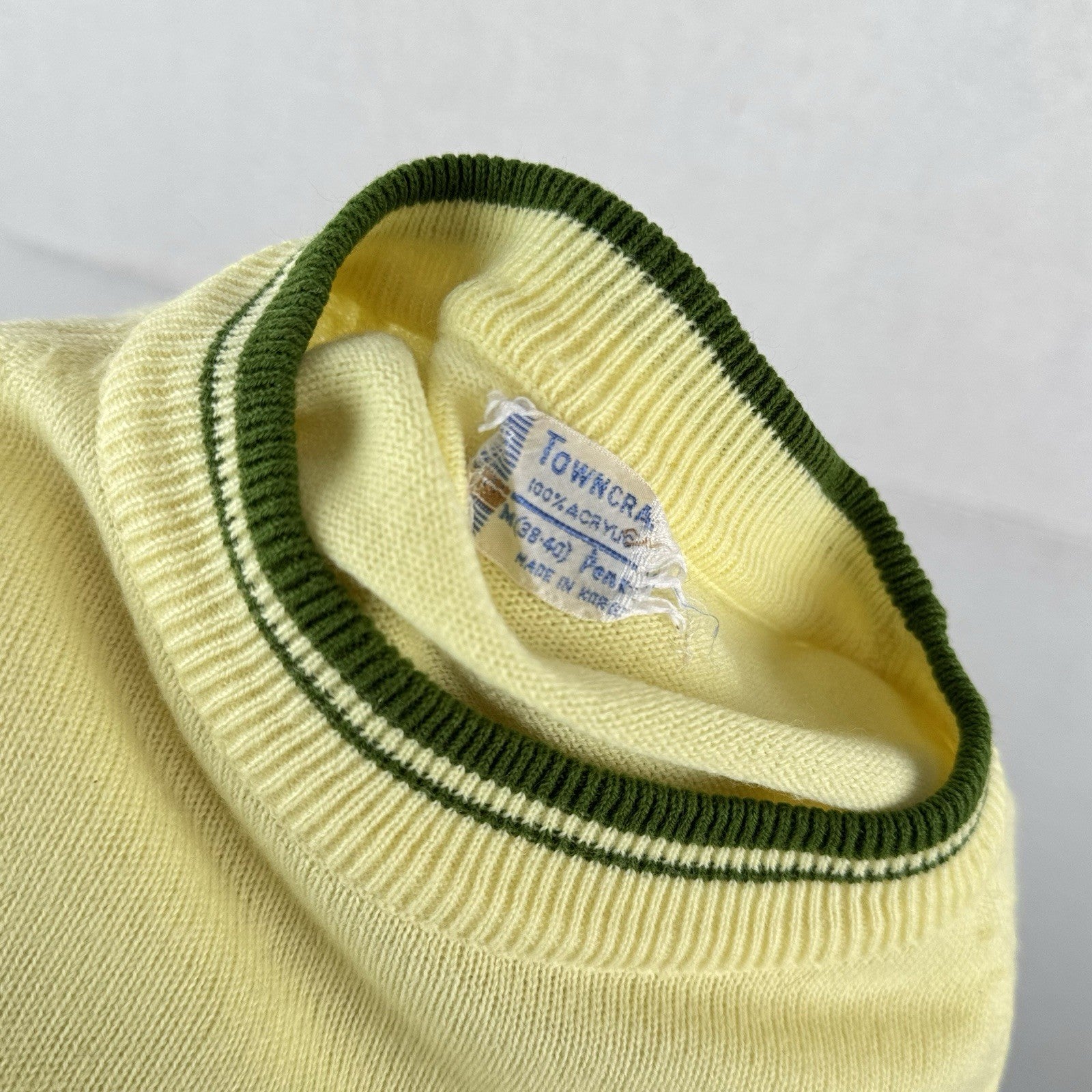 60’s Vtg Penney Town Craft S/S Yellow Knit Sweater Tee Acrylic Medium (38)