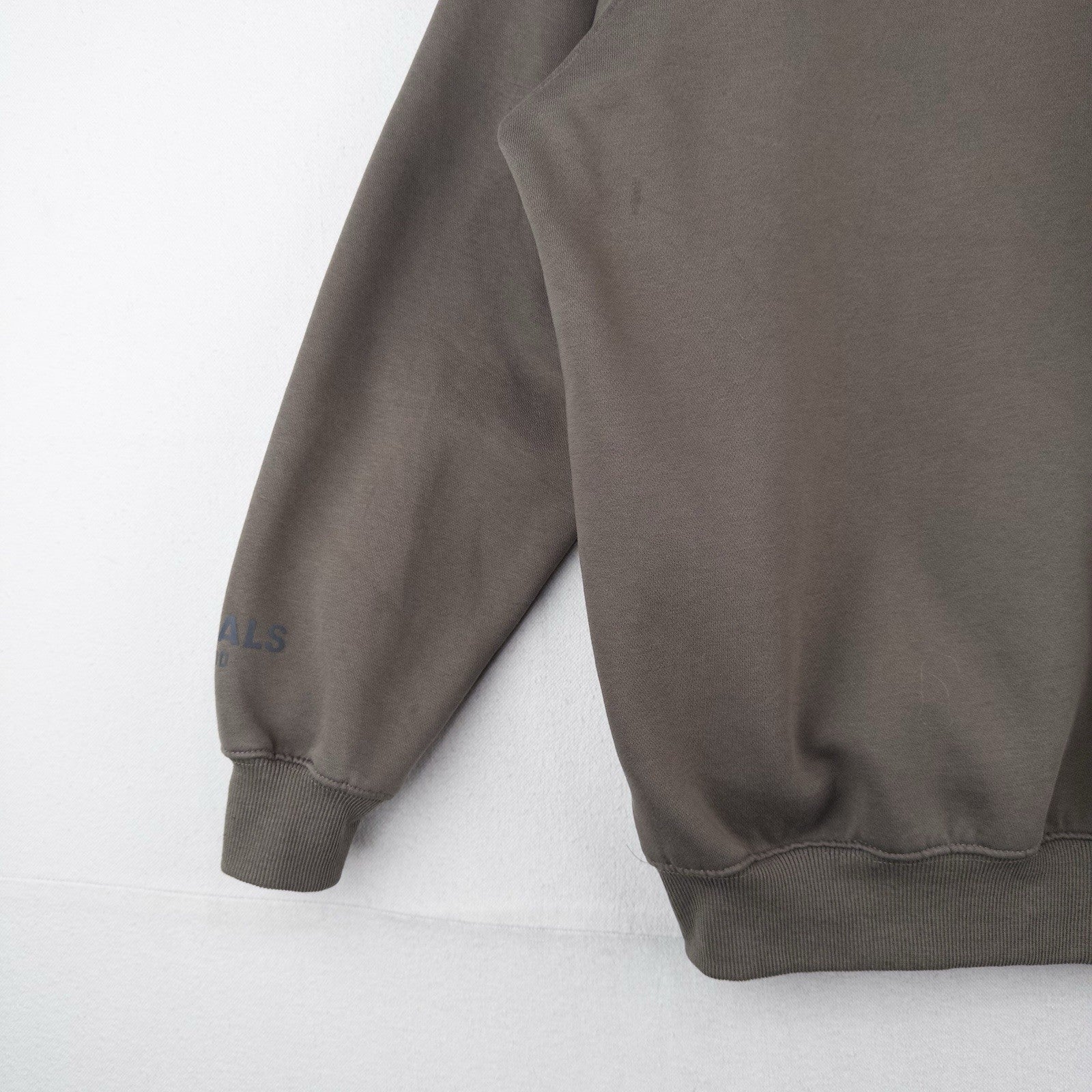 2020 Fear of God ESSENTIALS Hoodie Taupe Cement M 100% Cotton Sweatshirt FOG