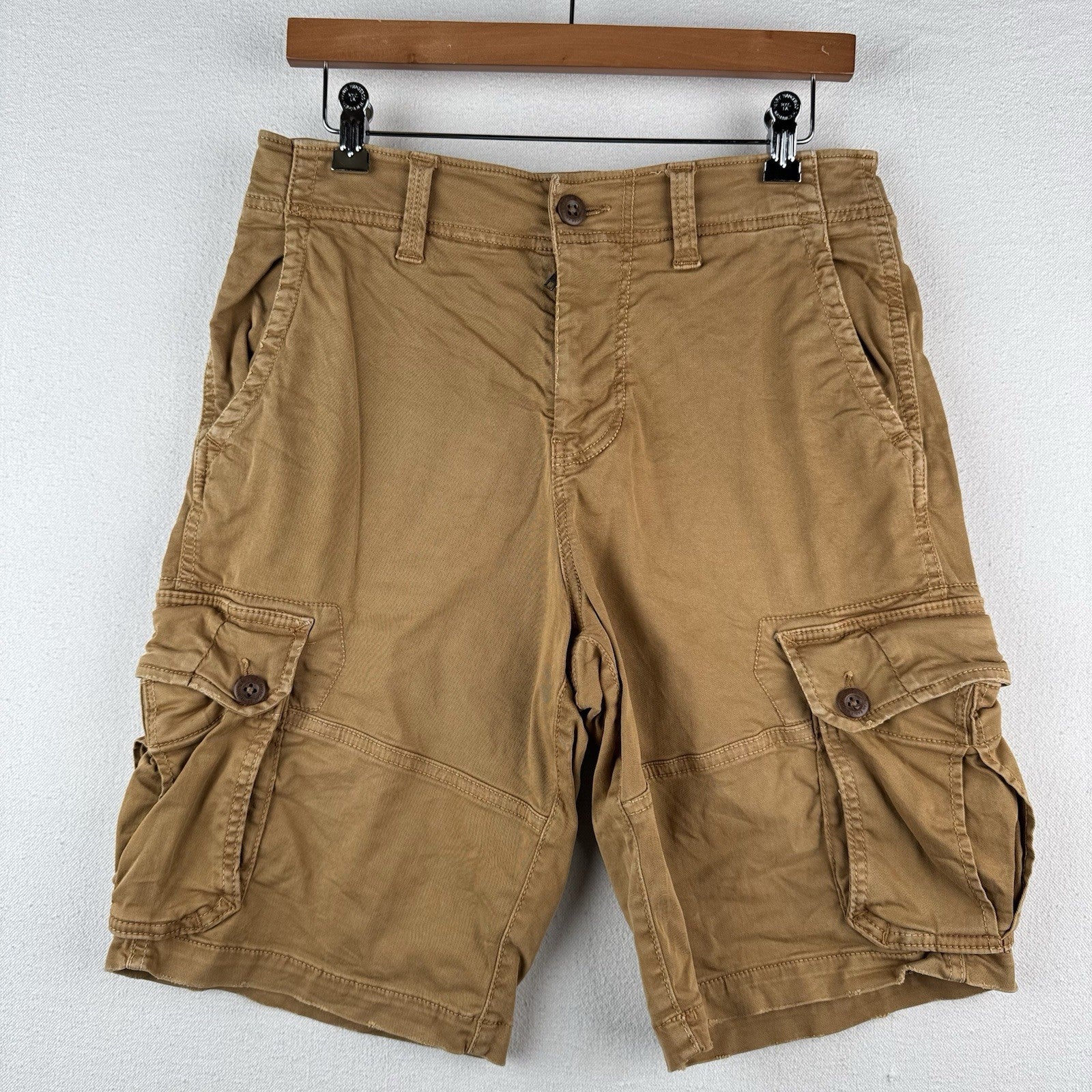 American Eagle Men’s 30 Tan Extreme Flex Cargo Shorts 10” Length