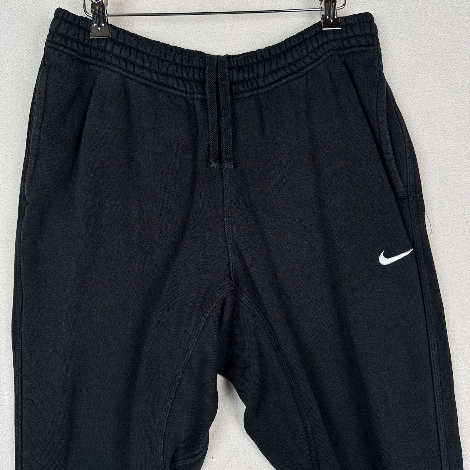 Nike Sportswear Club Men’s Fleece Joggers Black Large Sweatpants