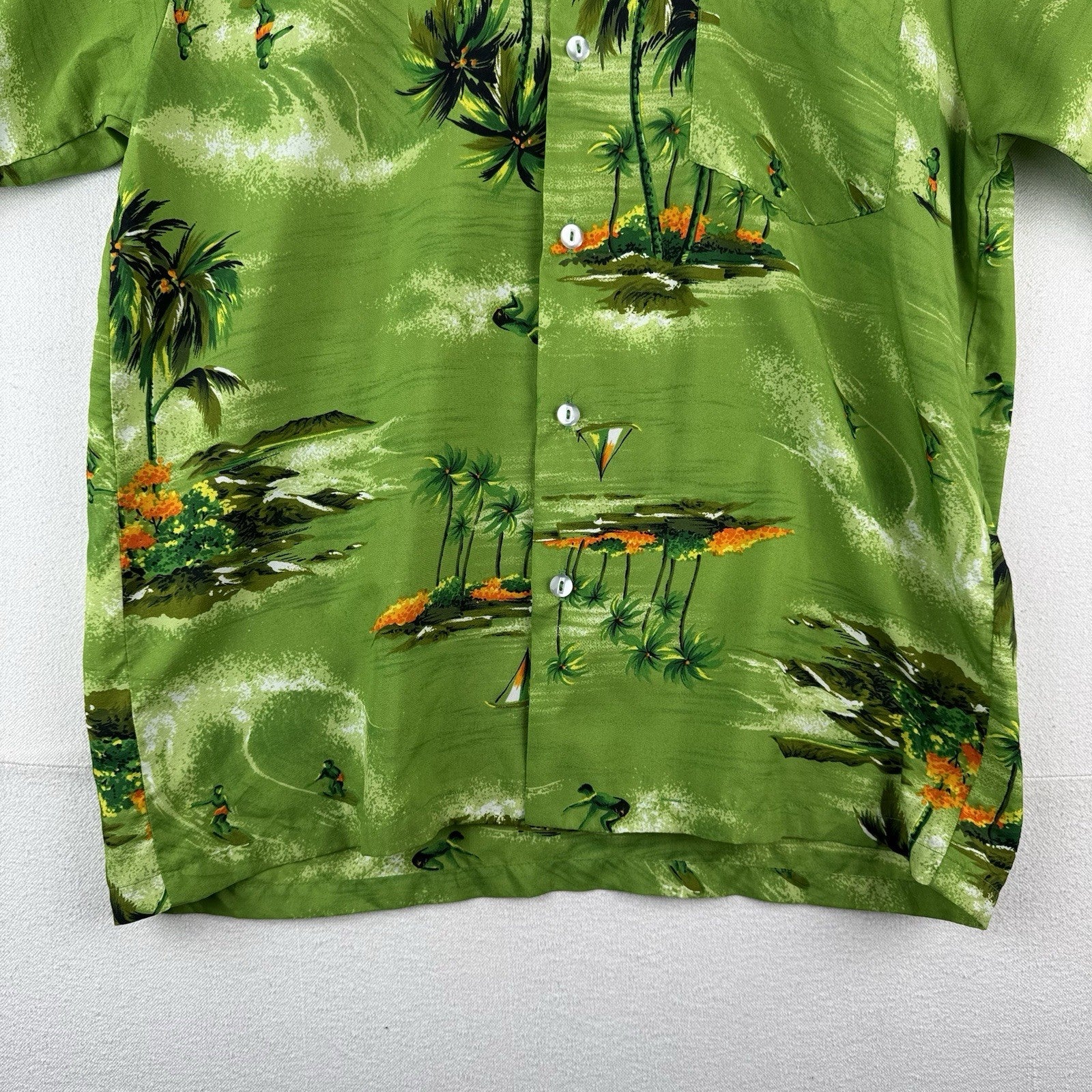 60s-70s Vintage Hukilau Fashion Hawaiian Shirt Green Men’s Large Surf Resort USA