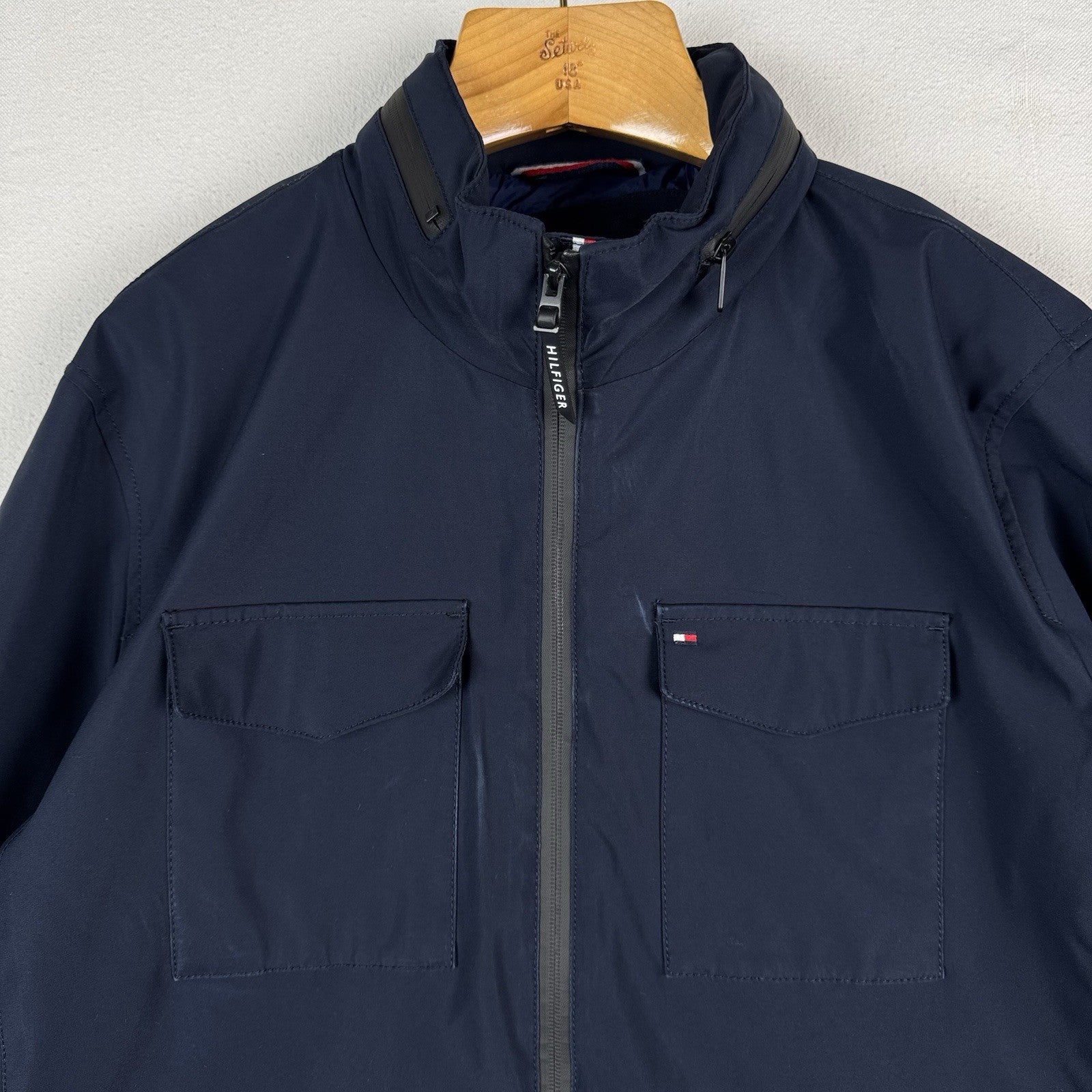 Tommy Hilfiger Men's XL Lightweight Jacket Water & Wind Resistant Blue w/Hood