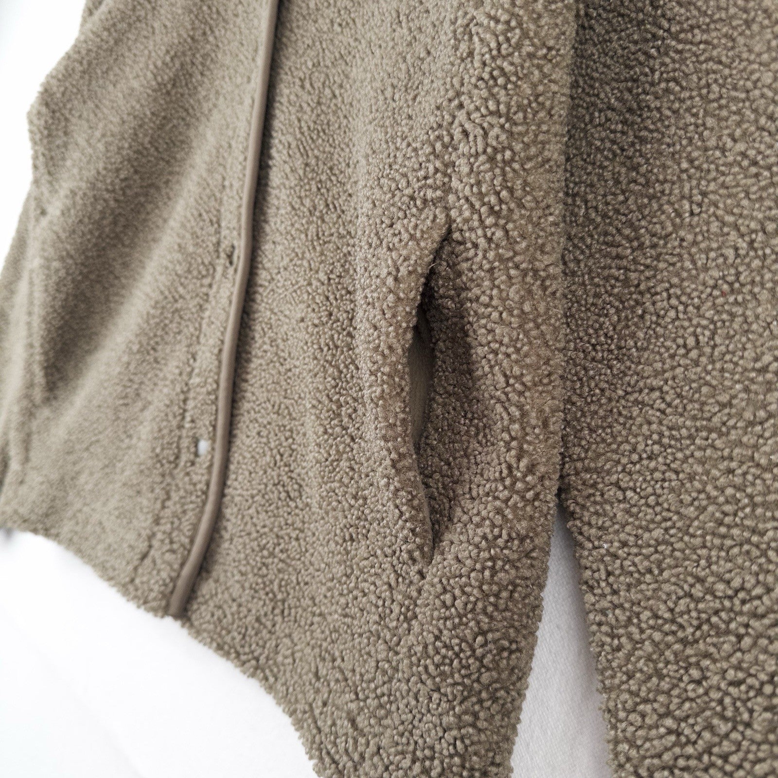 Uniqlo Pile Fleece Military Crew Cardigan Sweater Jacket Coffee Brown Small (38)