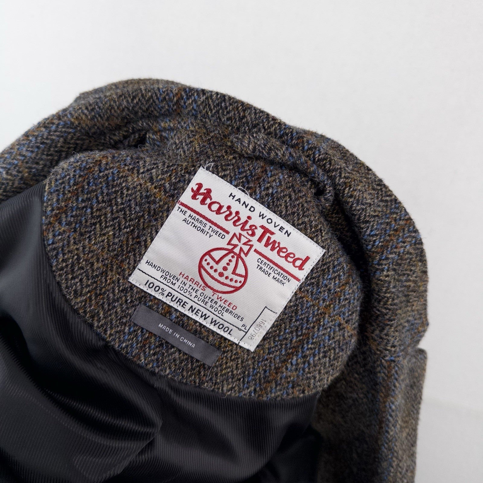 Harris Tweed 100% Pure New Wool Brown Gray Herringbone XS Regular Chest 34”