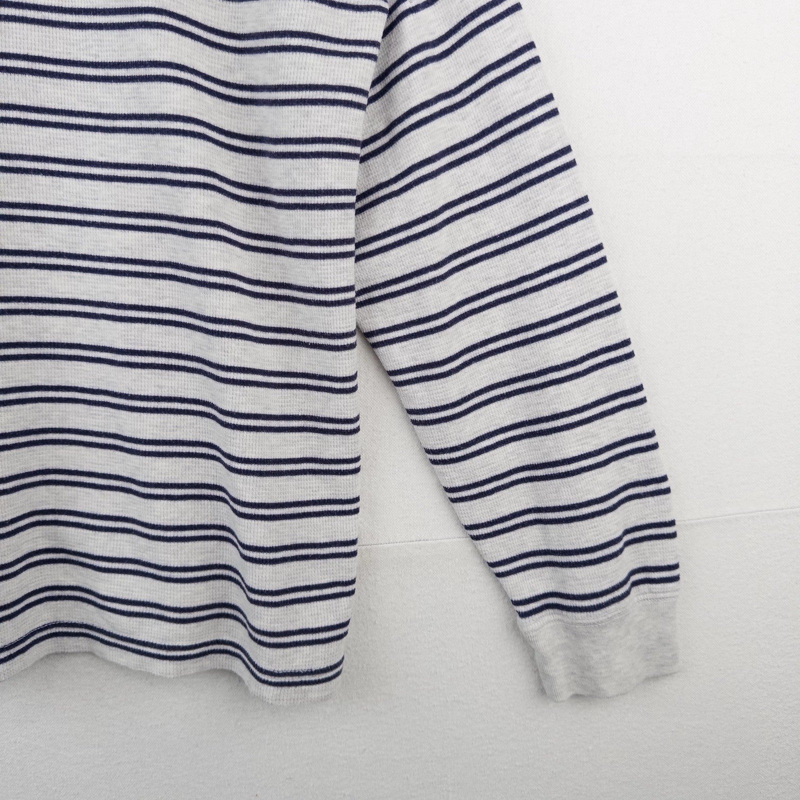 Chaps Ralph Lauren Men’s XL Gray Blue Stripe Henley Shirt Long Sleeve *Pinhole
