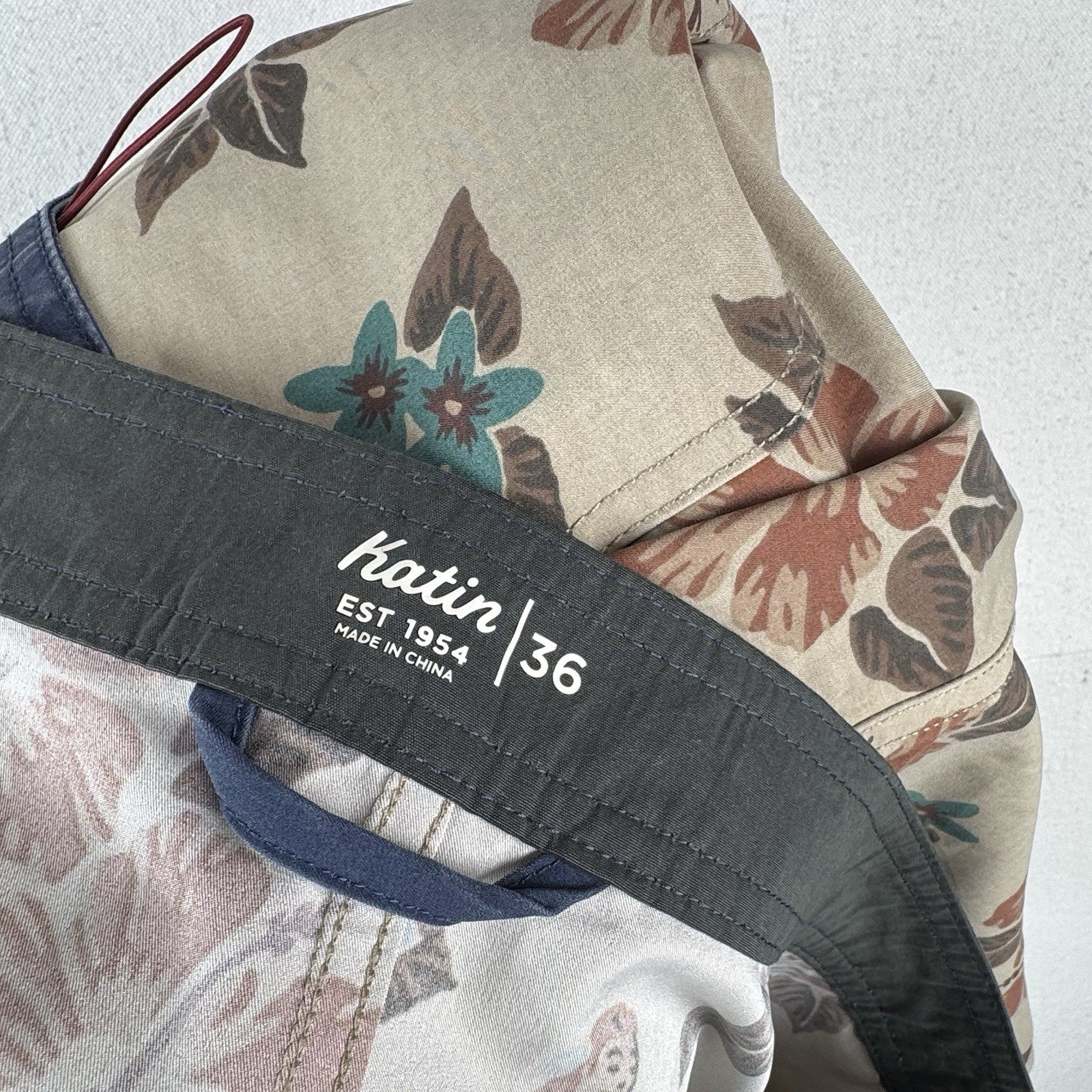 Katin Kaimana Hybrid Trunk Mens 36x9 Hawaiian Stretch Floral Board Shorts Swim