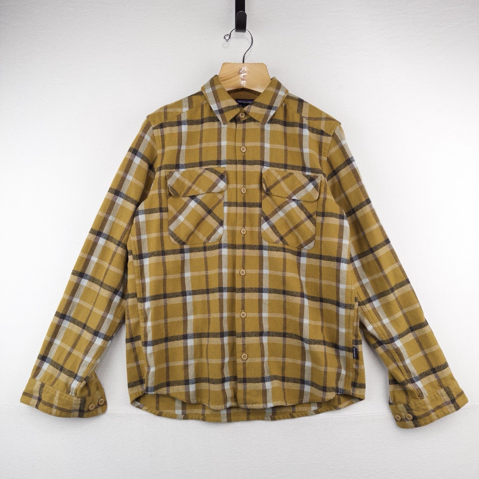 Patagonia Fjord Flannel Shirt Men's Medium Organic Cotton Yellow Plaid Button Up