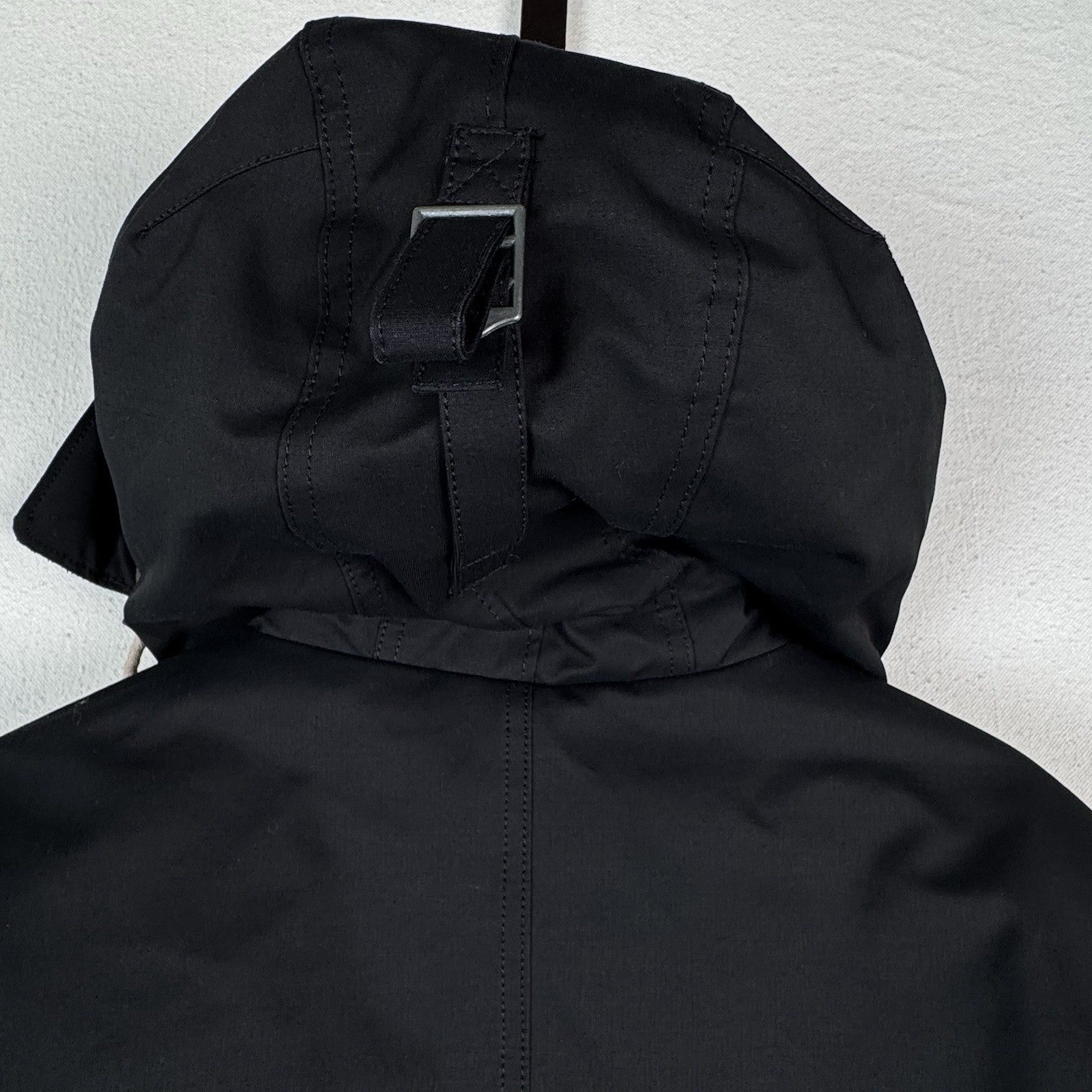Abercrombie & Fitch Water Resistant Down Lined Black Parka Men’s M *No Hood Fur*