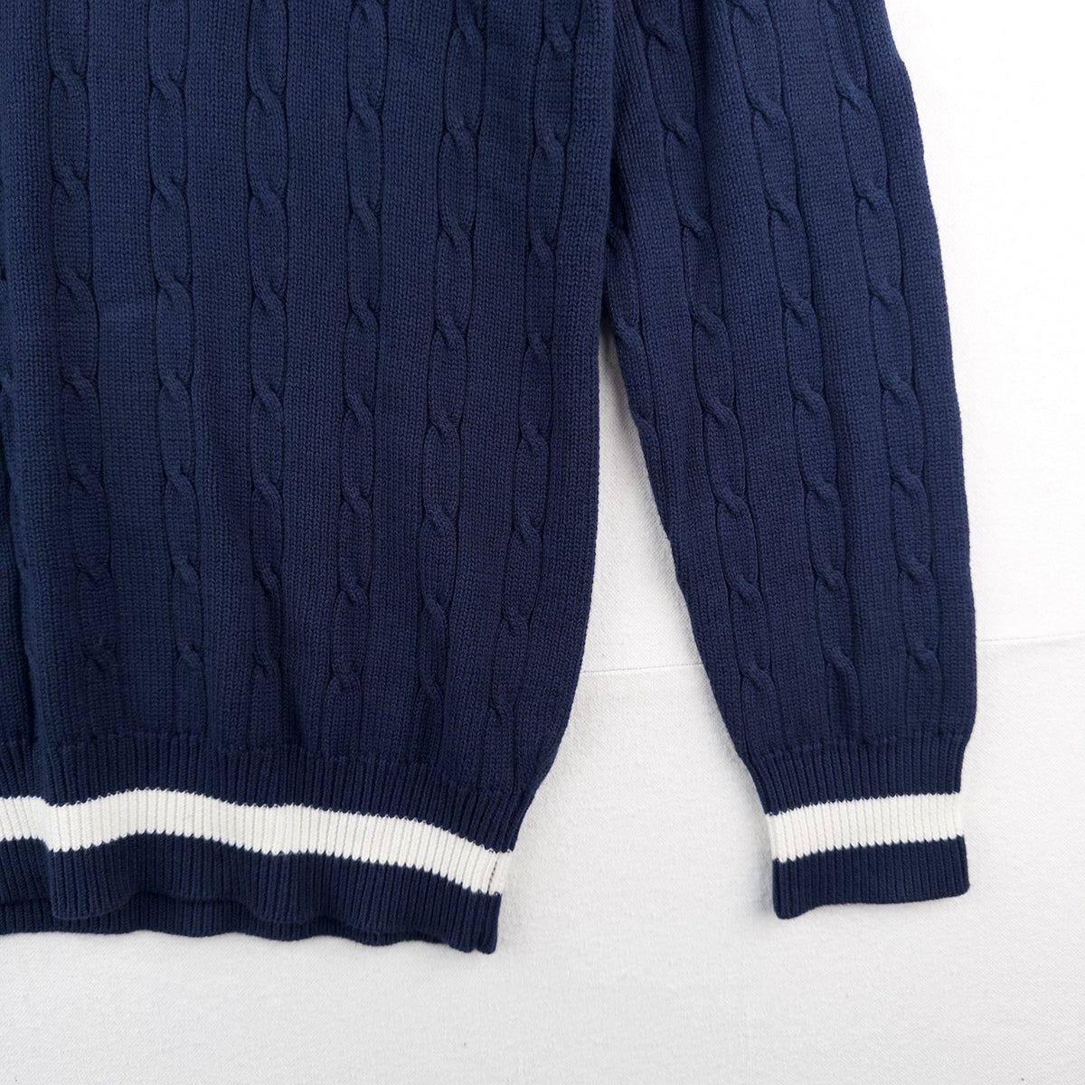 Howard University Cricket Tennis V-Neck Patch Cable Knit Sweater Blue XL HBCU