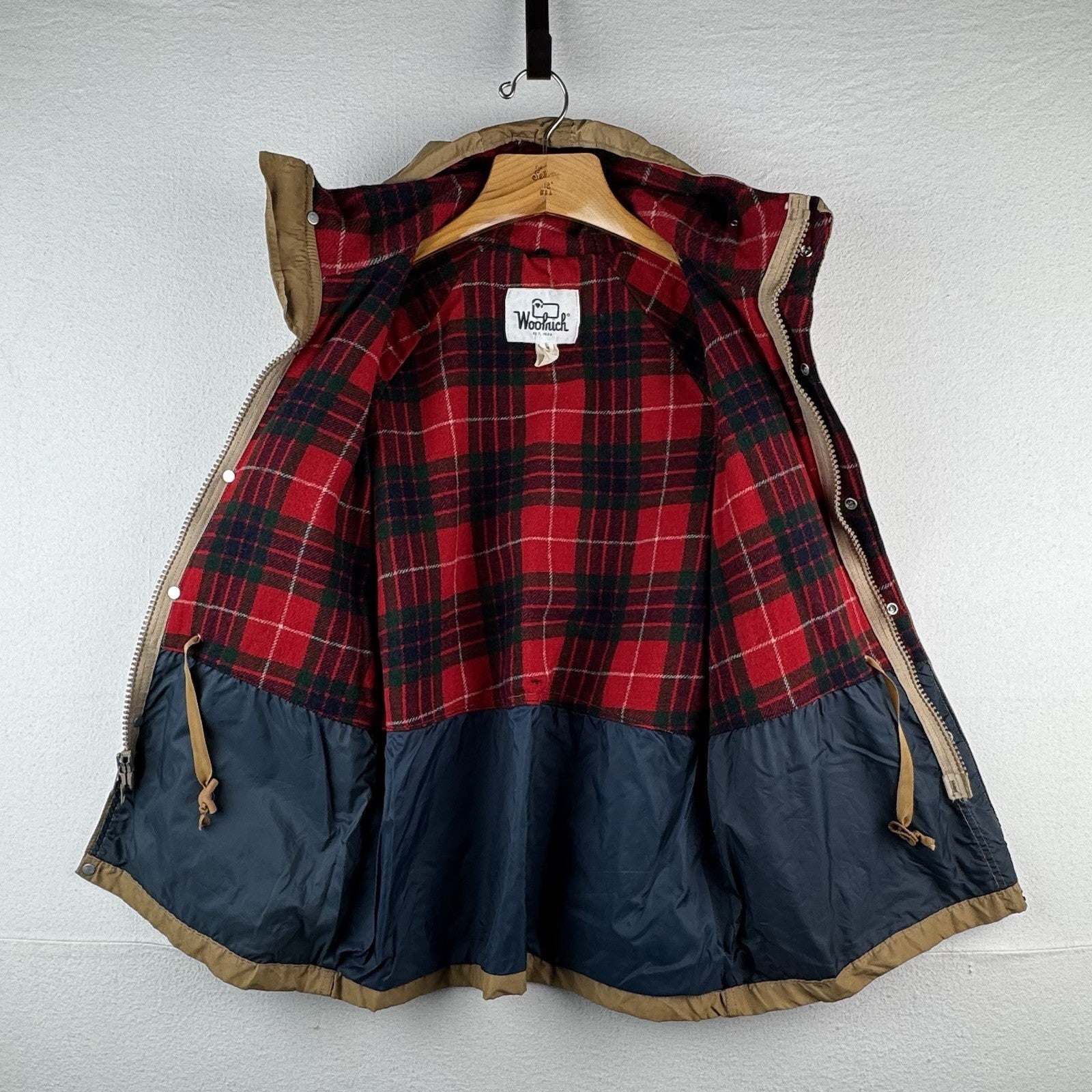 70's Vtg Woolrich Medium Mountain Parka Tan Wool Flannel Lined Made In USA *Read