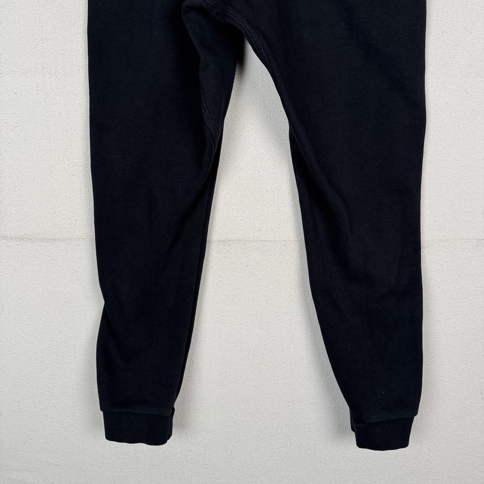 Nike Sportswear Club Men’s Fleece Joggers Black Large Sweatpants