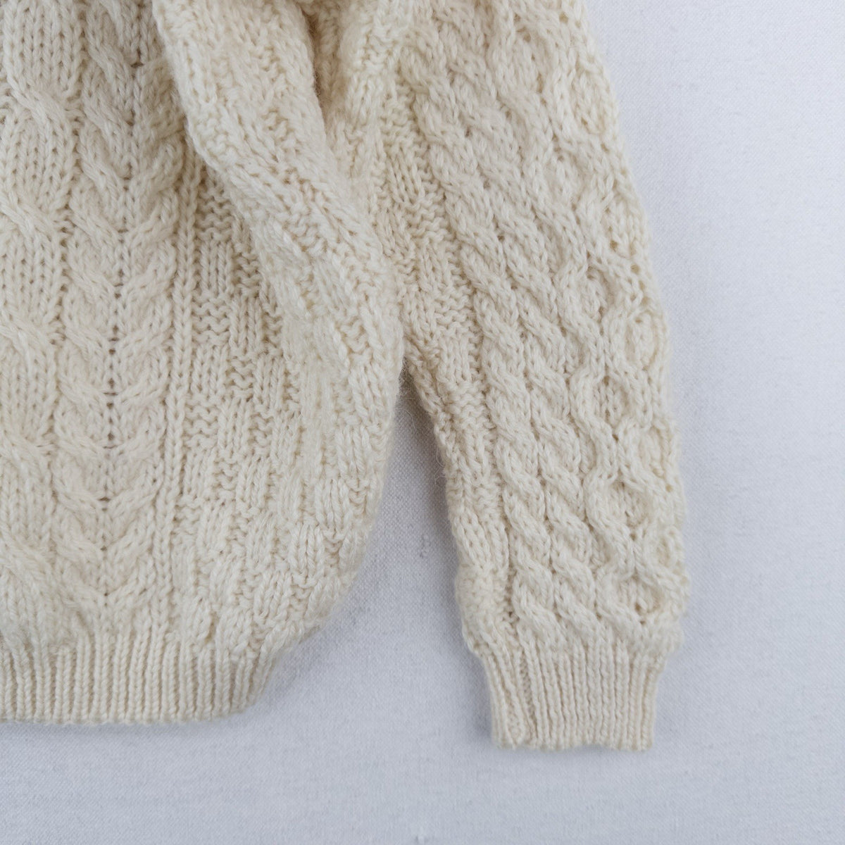 80’s Vtg Tivoli Aran Childs 8/10 Wool Sweater Chunky Cable Knit Fisherman Cream