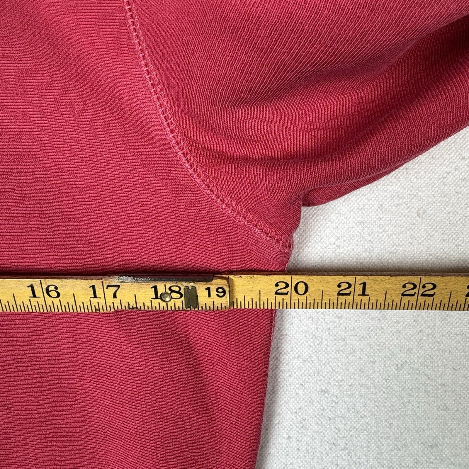 Roundtree & Yorke Men’s Long Sleeve Henley 1/4 Button Red Pink Salmon Medium M