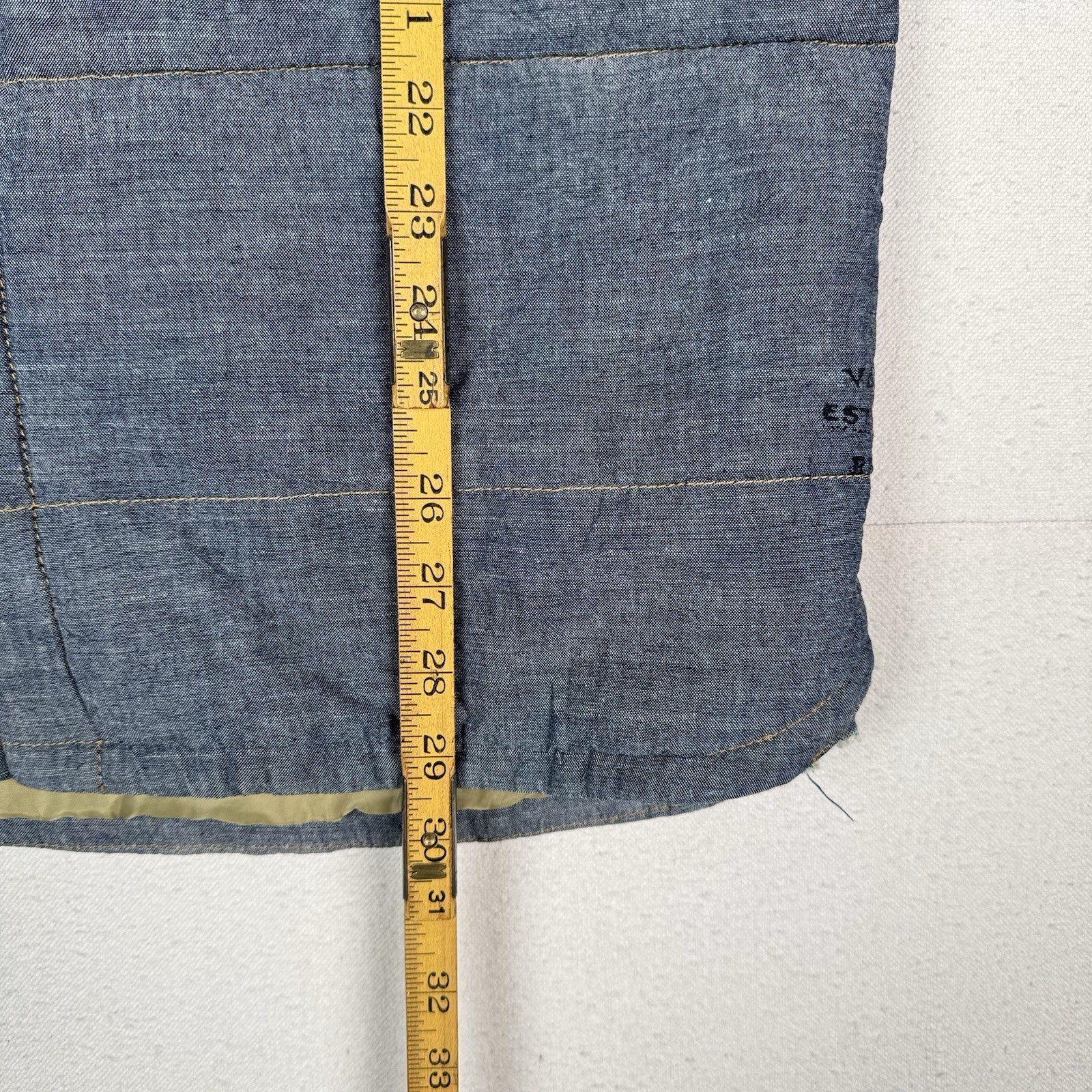 Vans Men’s Medium Denim Puffer Quilted Insulated Jacket Overshirt *Read