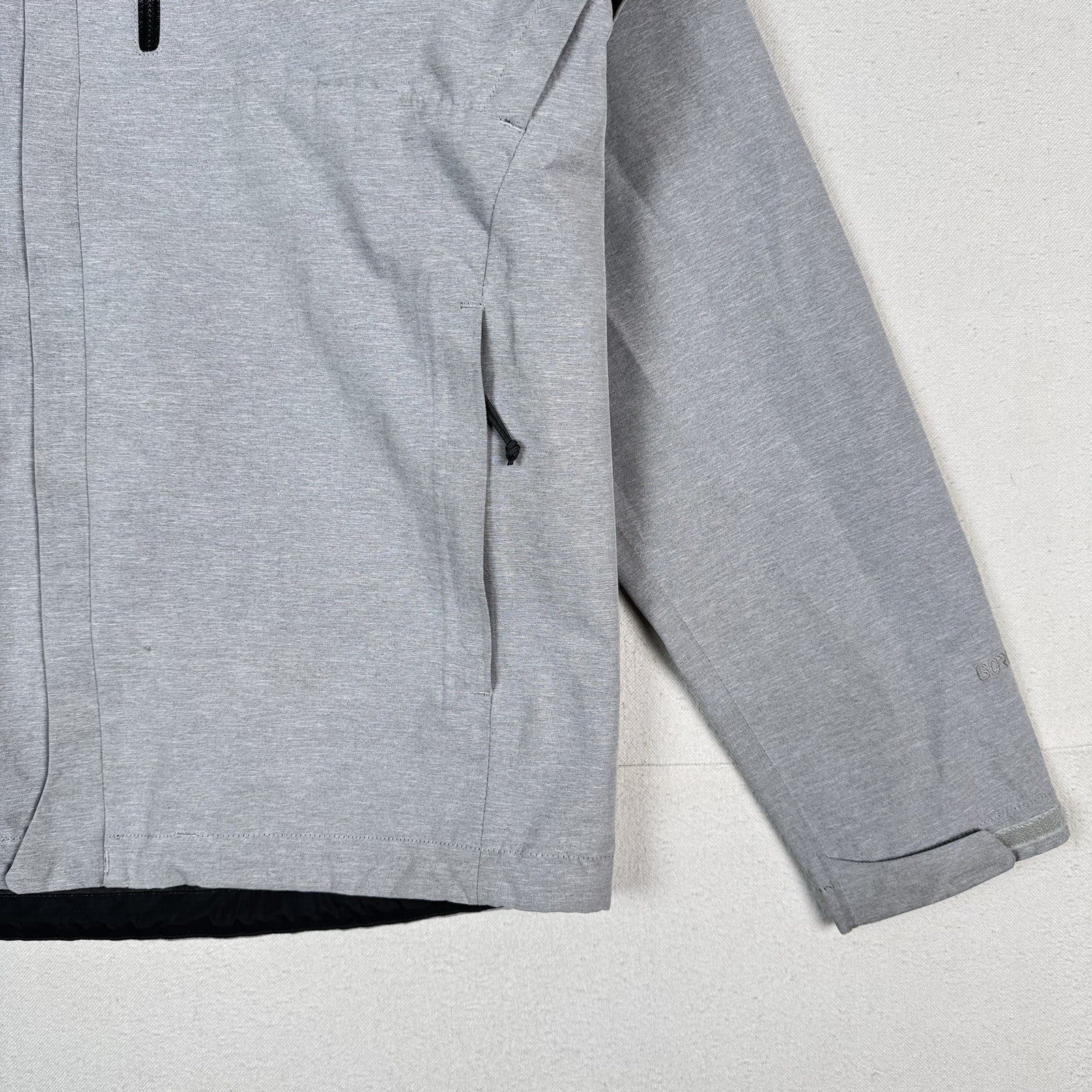 The North Face Men’s Dryzzle Waterproof Jacket Medium Zip Vents Heather Gray
