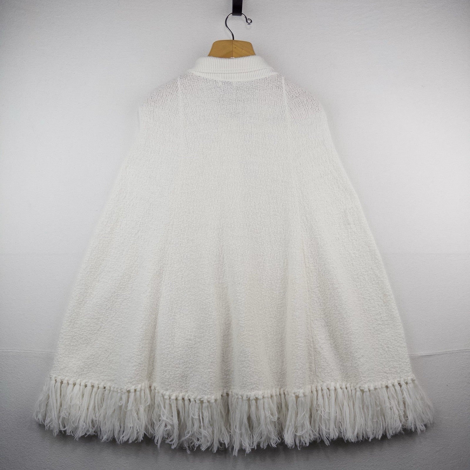 60’s Vtg Rosanna "Wintuk" Cream Knit Fringe Button Front Cape Sweater One Size