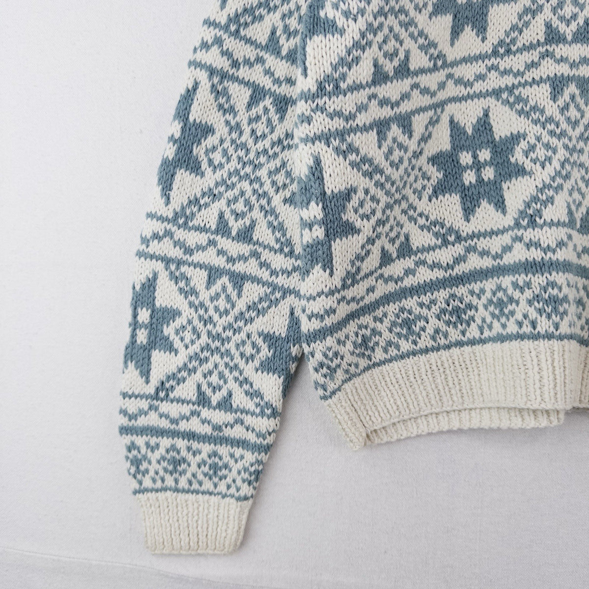 80’s Vtg LL BEAN Women's L Nordic Ramie Blend Knit Blue Cream Snowflake Sweater