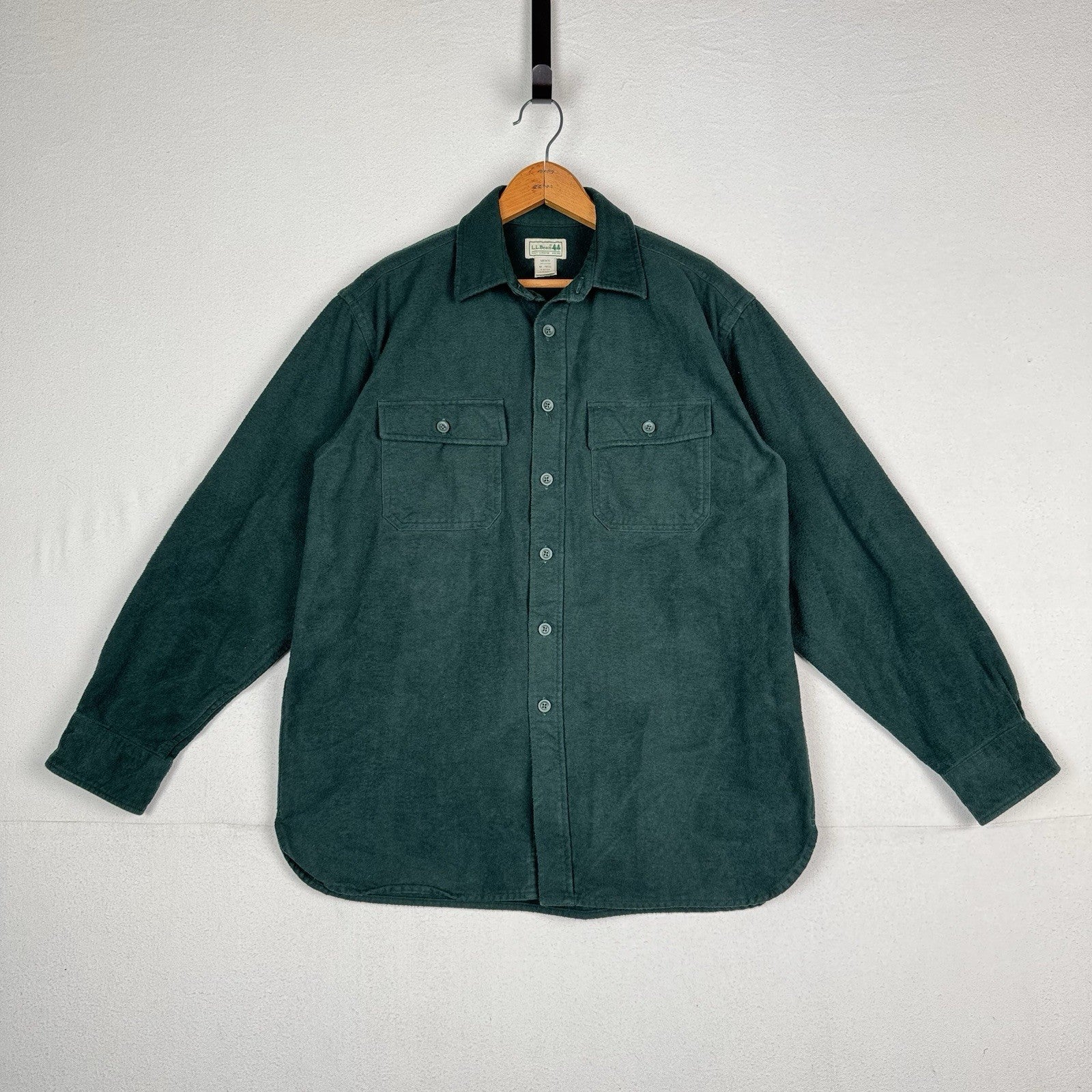 LL Bean Flannel Shirt Mens Green Medium Chamois Button Up Outdoor Heavyweight