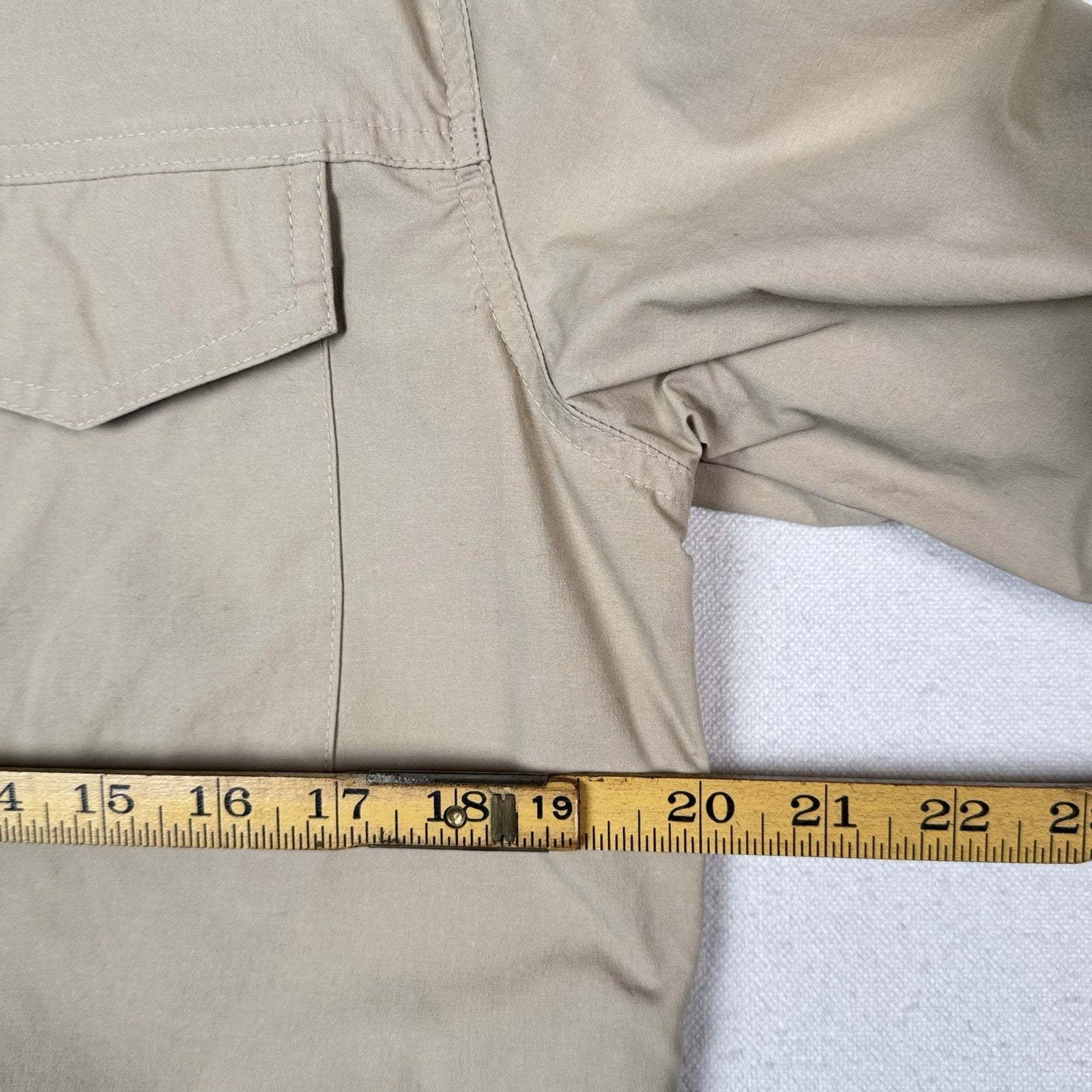 Boy Scout BSA Official Uniform Shirt Men’s M Tan Short Sleeve Patches Lake Erie
