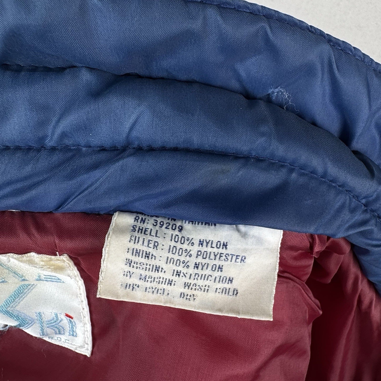 Vtg 70-80s Alpine Ski Puffer Vest Mens M Gray Blue Red Color Block Snap Front